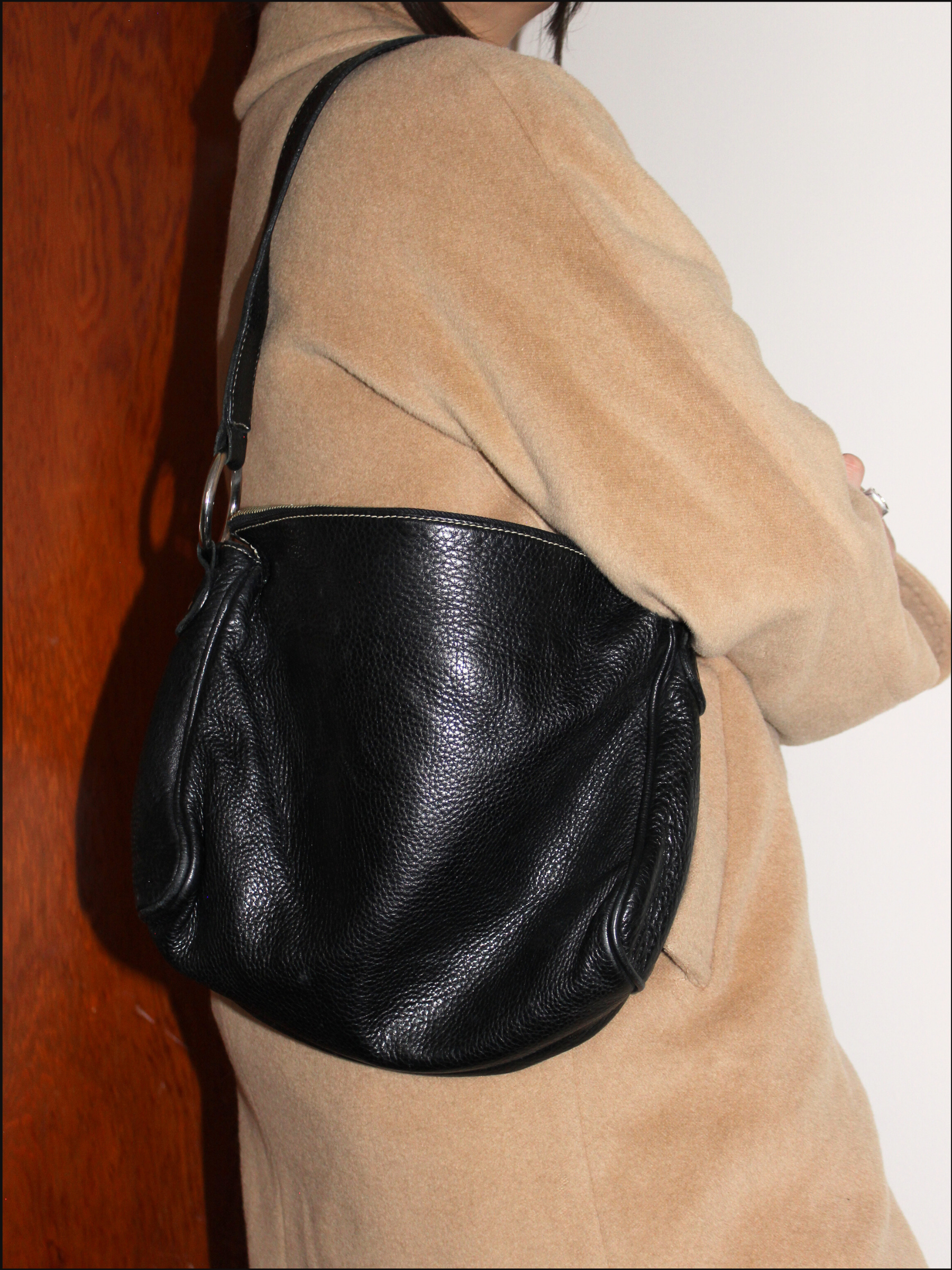roots leather bag cover (2).png