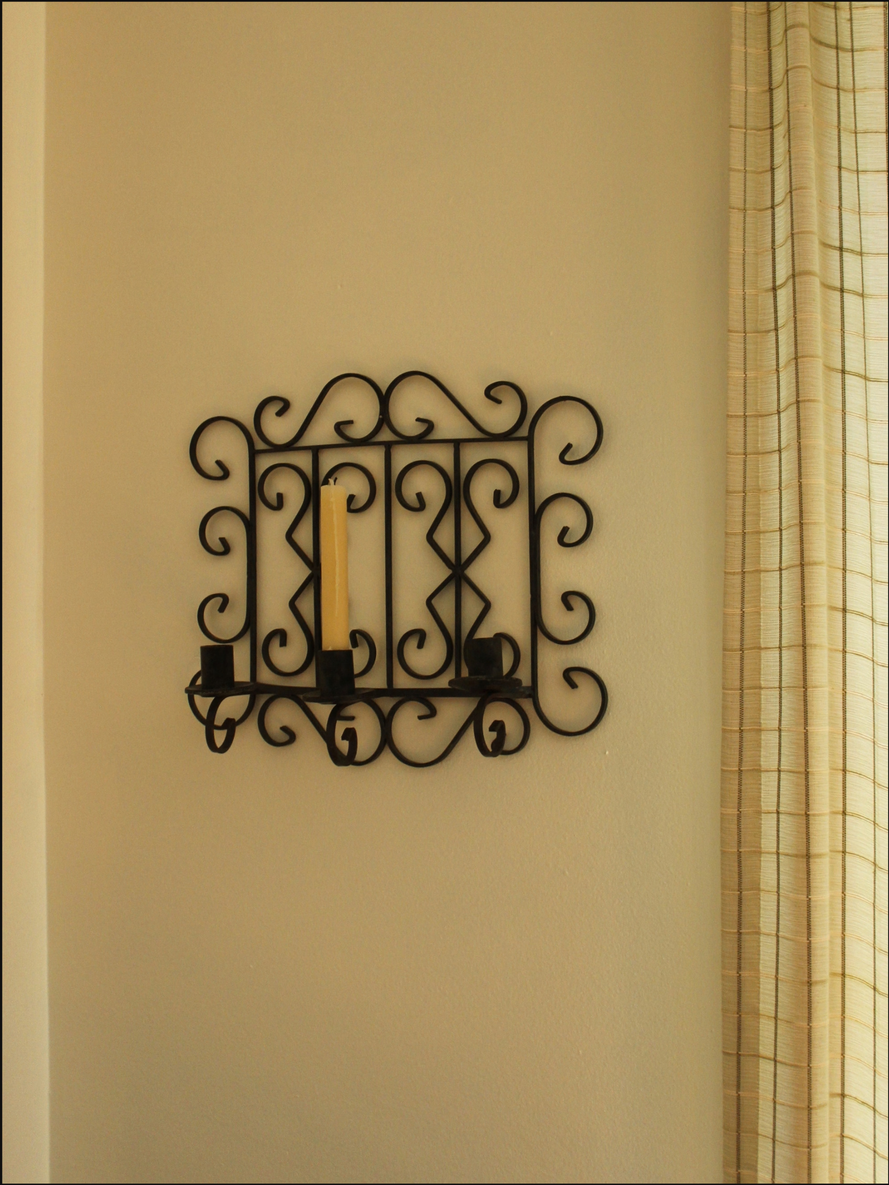 wall candle holder cover.png