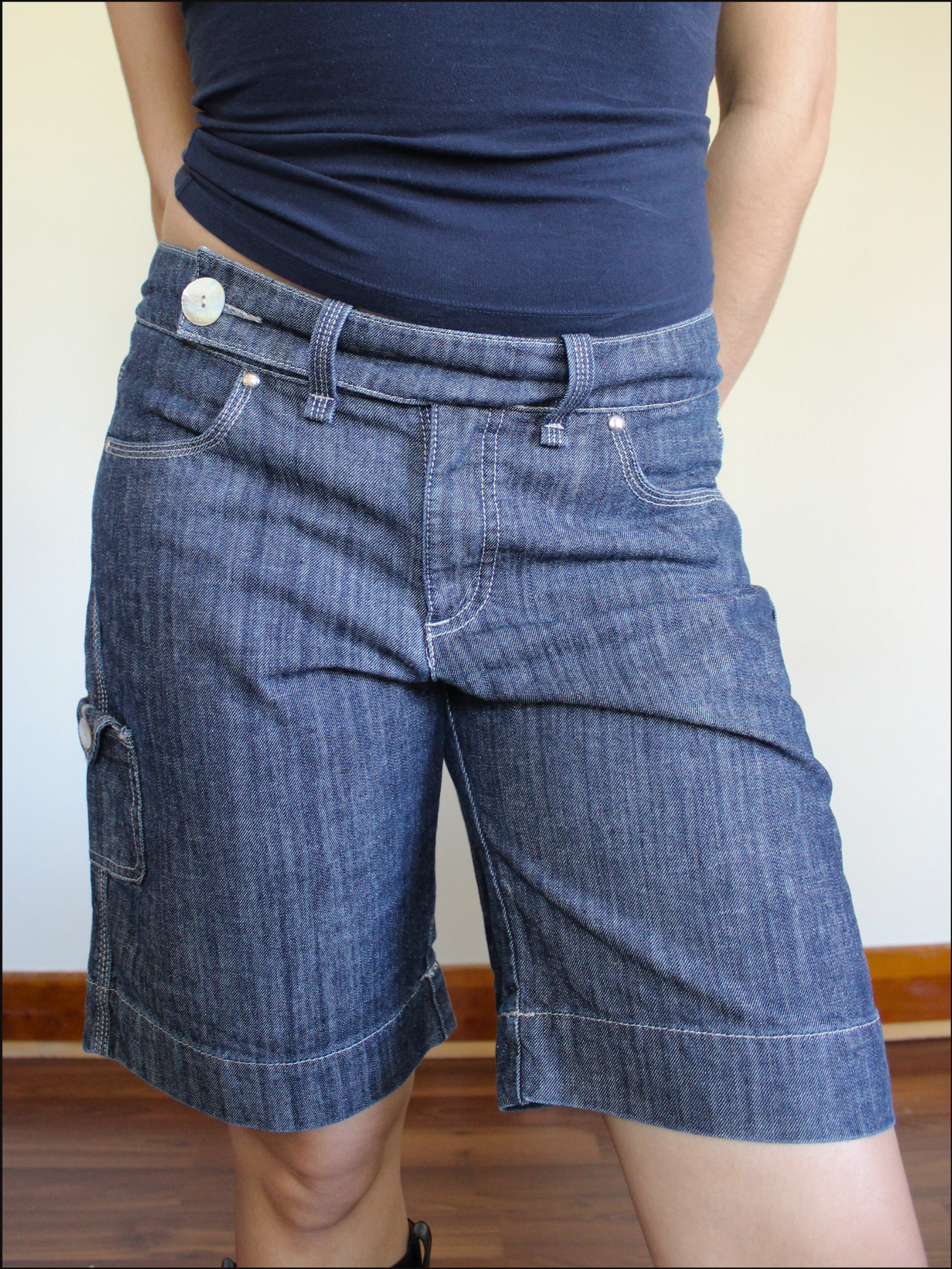 shell button shorts cover (11).png