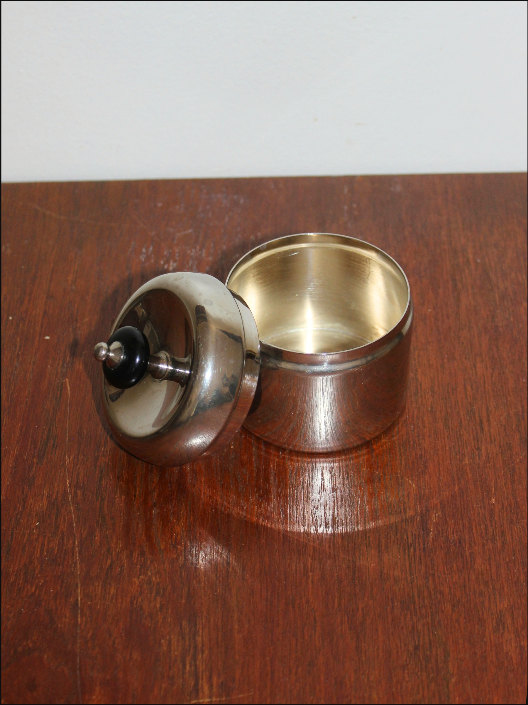 metal tin cover (5).png