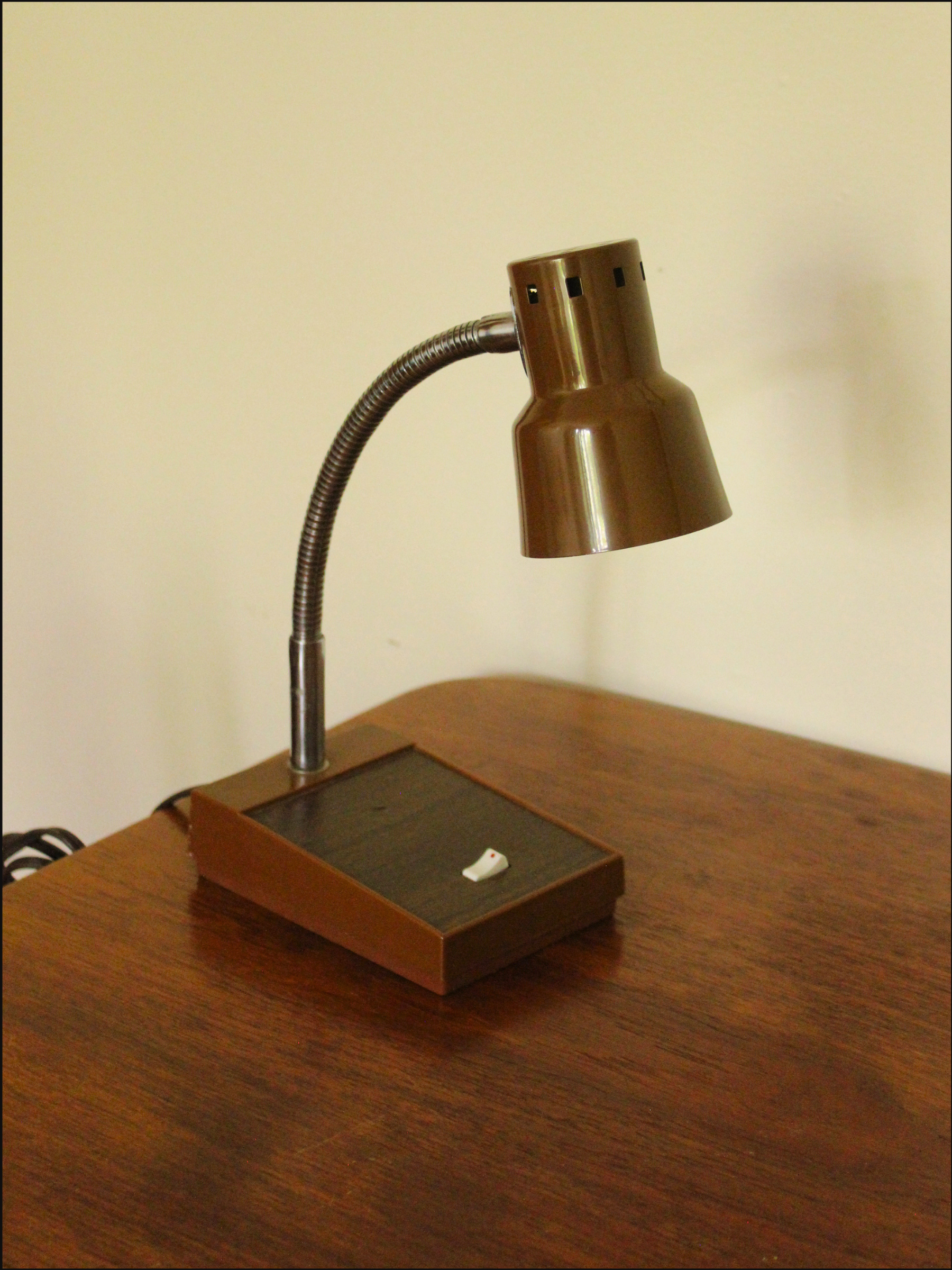 brown lamp cover (7).png
