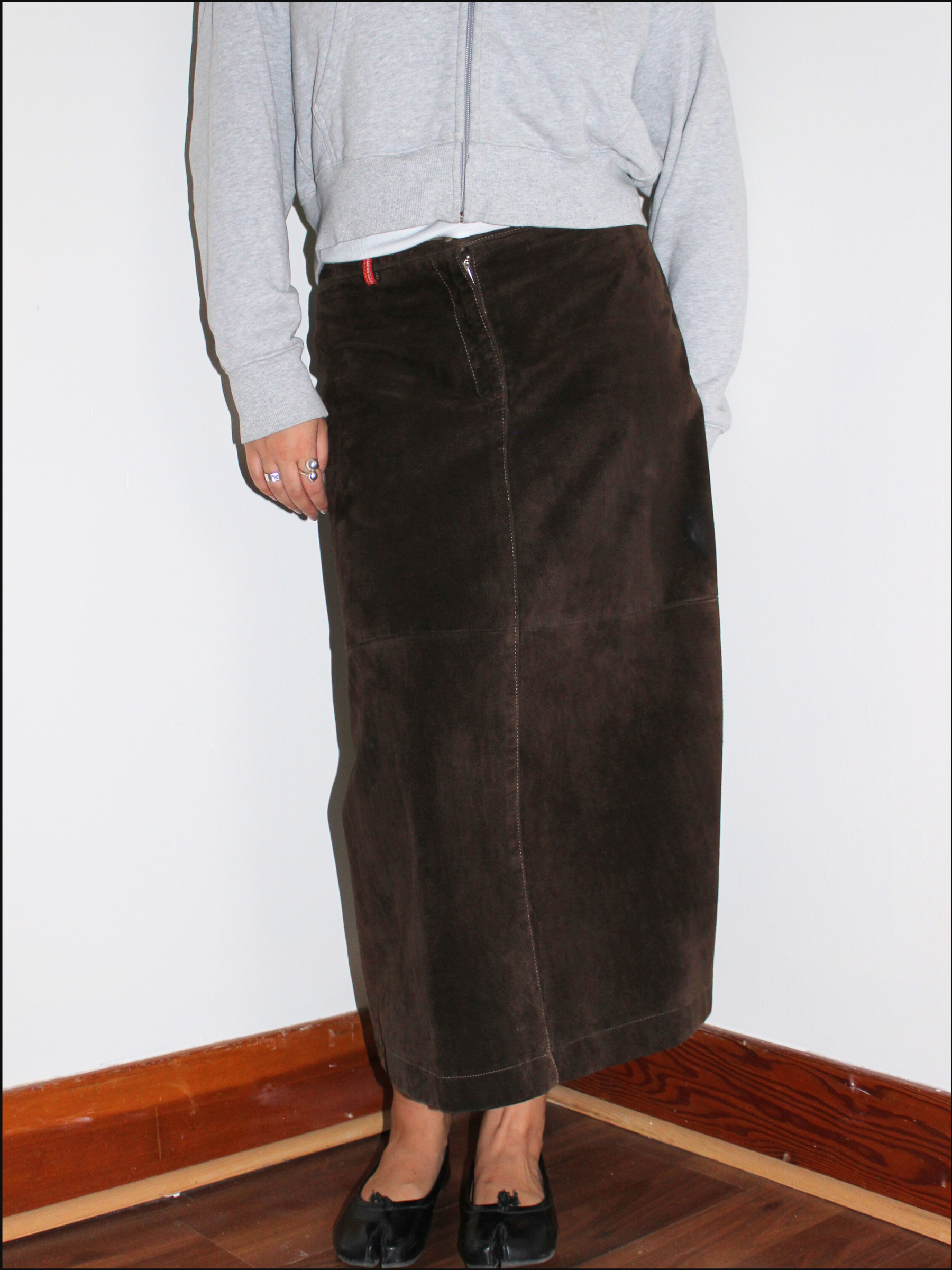 suede skirt cover (12).png