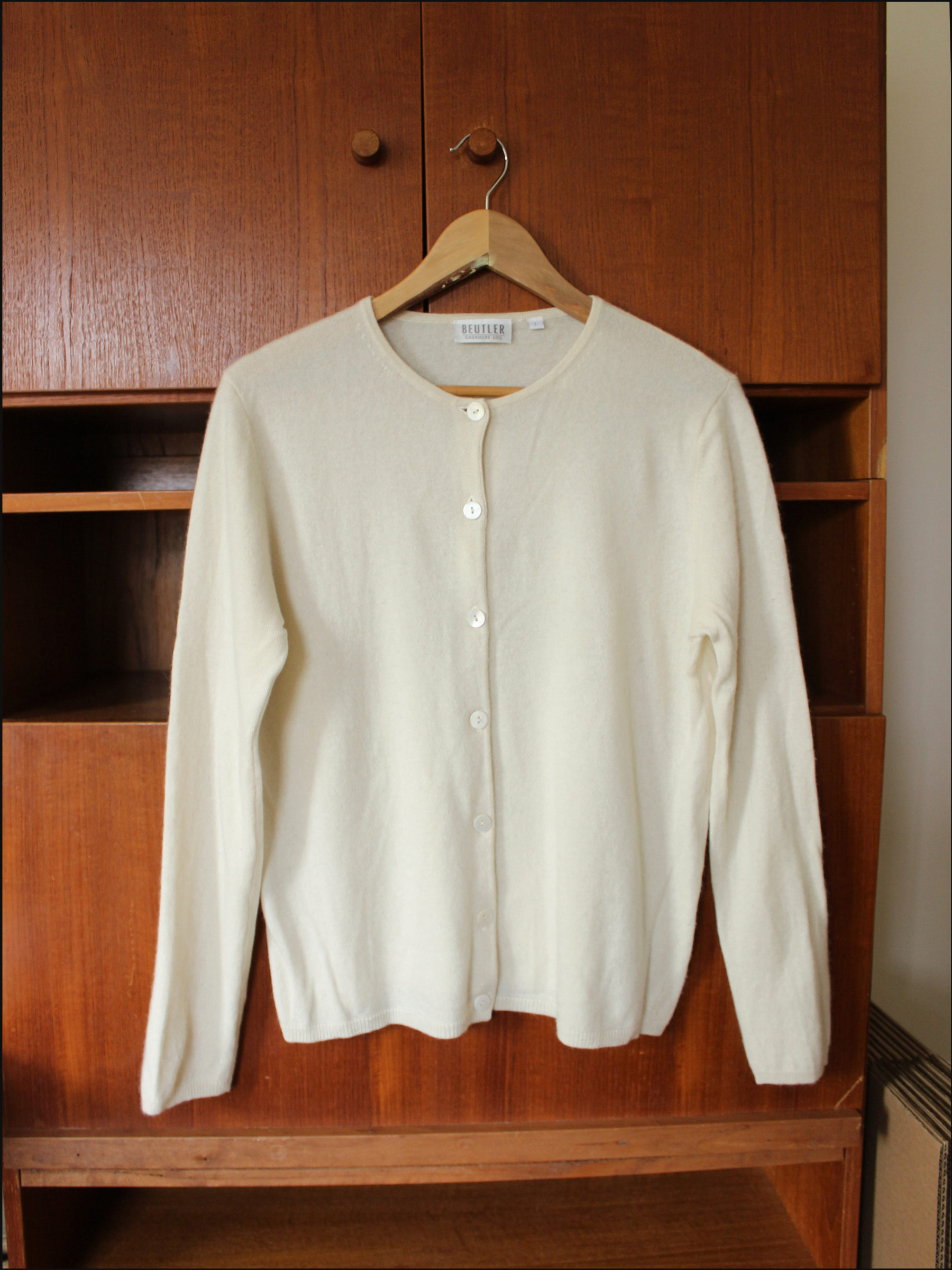 Cloud Cashmere Cardigan — S/M