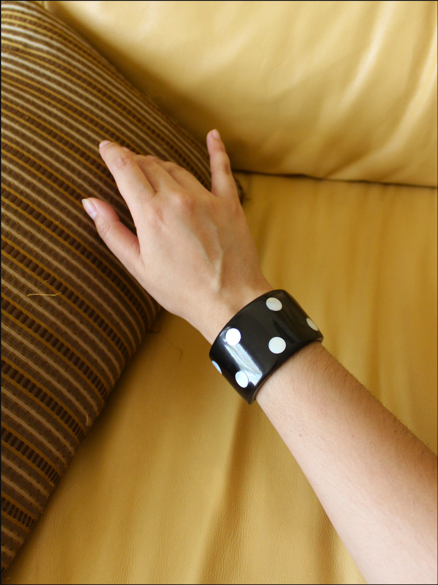 polka dot bangle cover.png