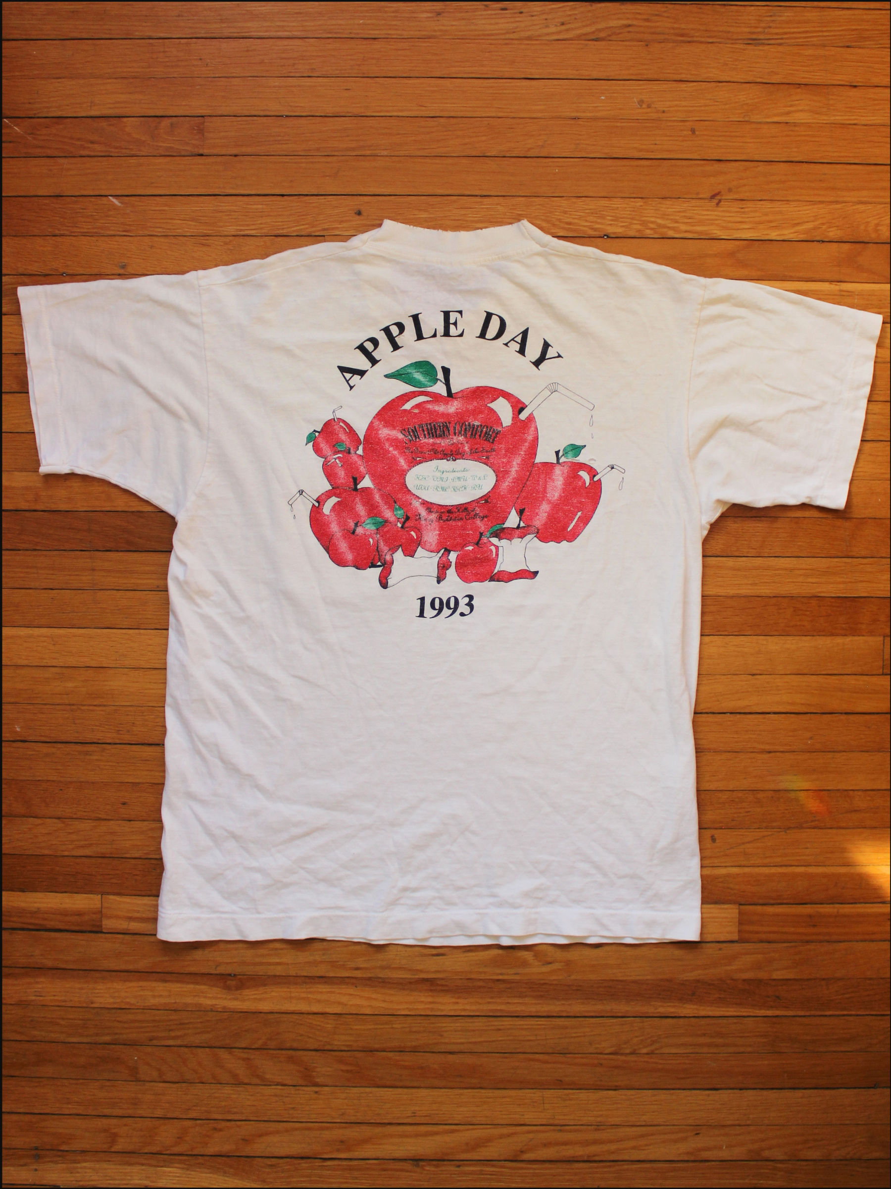 apple day tee cover (7).png