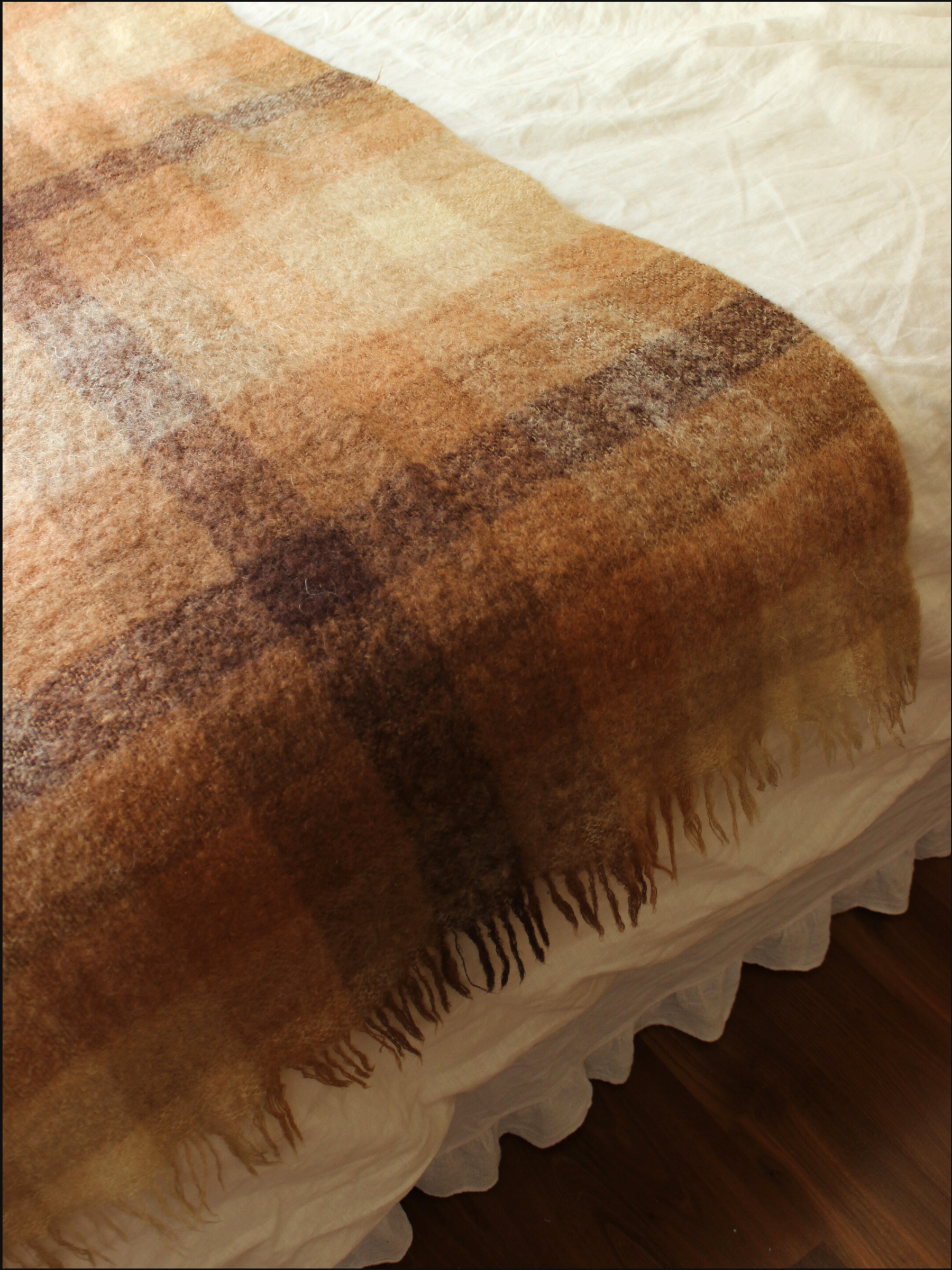 plaid mohair blanket cover (4).png