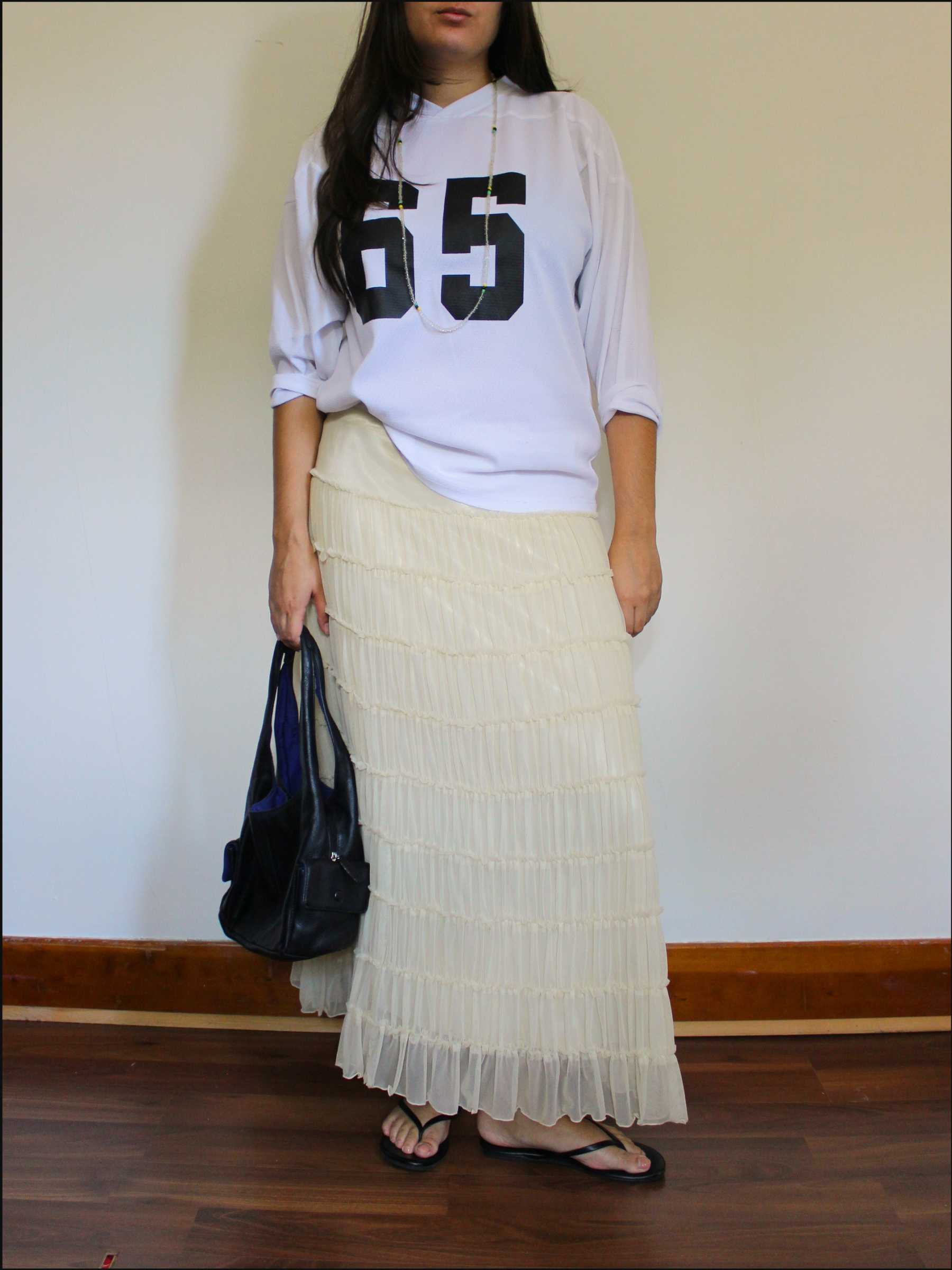 creme tiered skirt cover (2).png