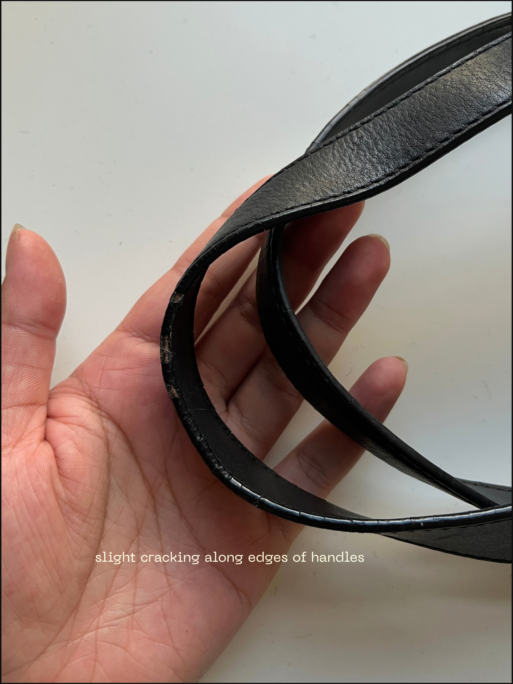 buckle tote cover.png