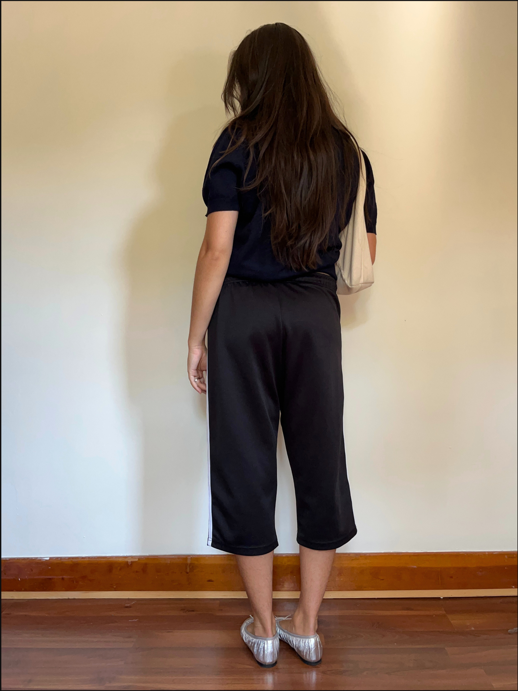 sporty stripe capris cover (8).png