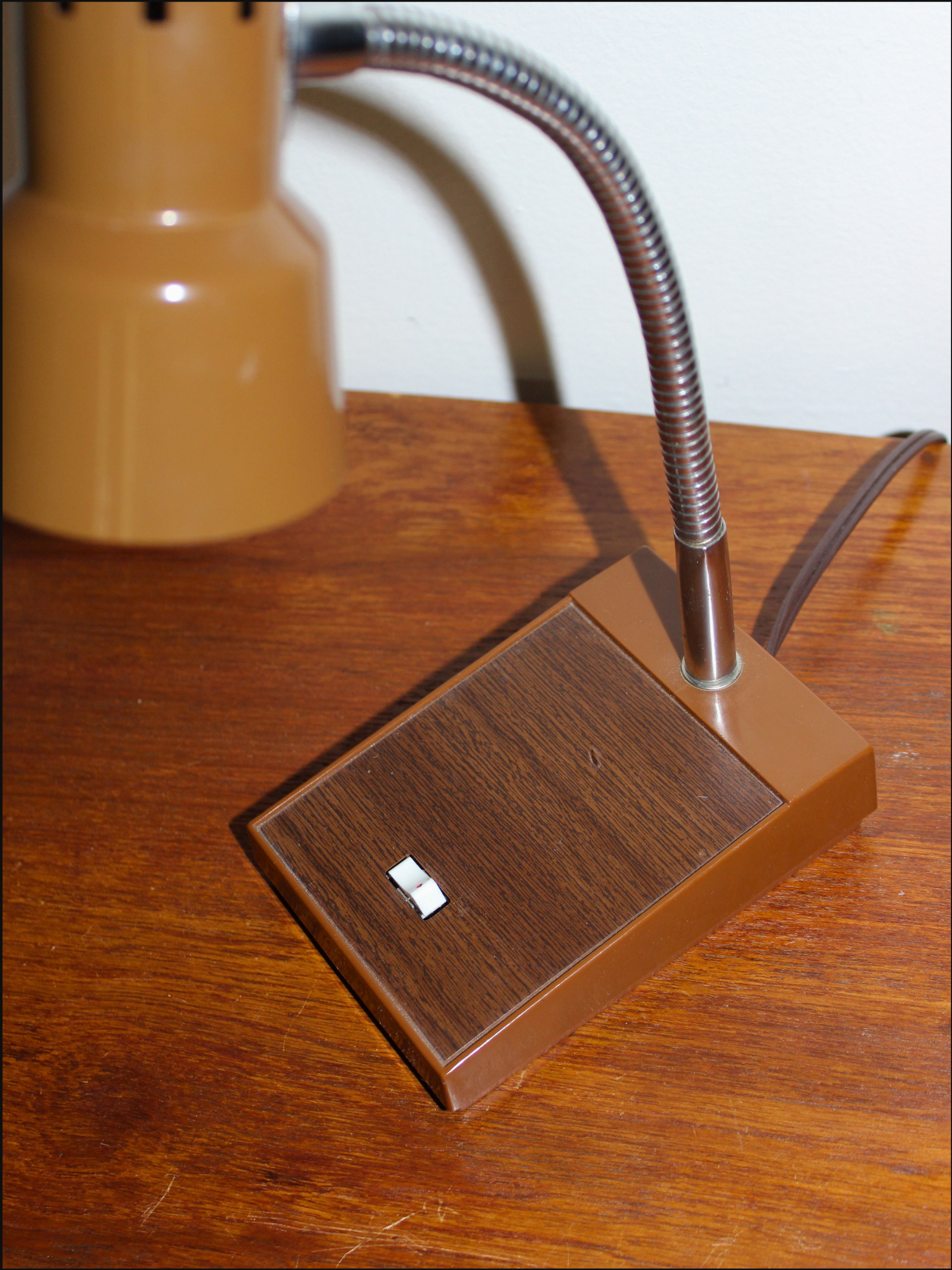 brown lamp cover (2).png