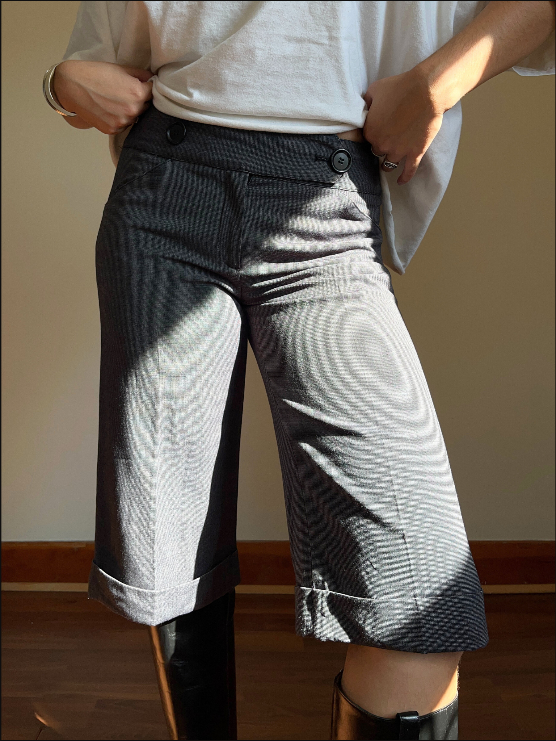 grey button capris cover (8).png