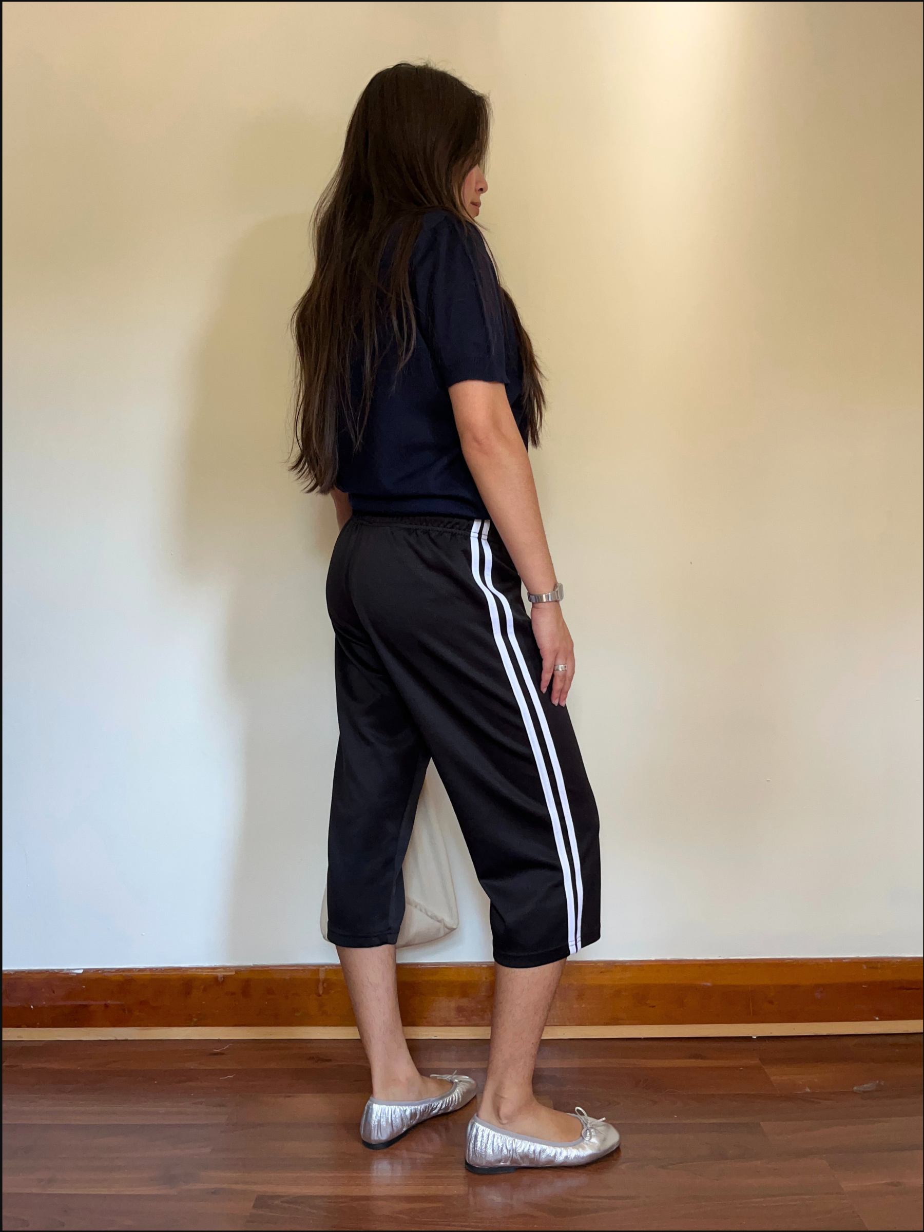 sporty stripe capris cover (3).png