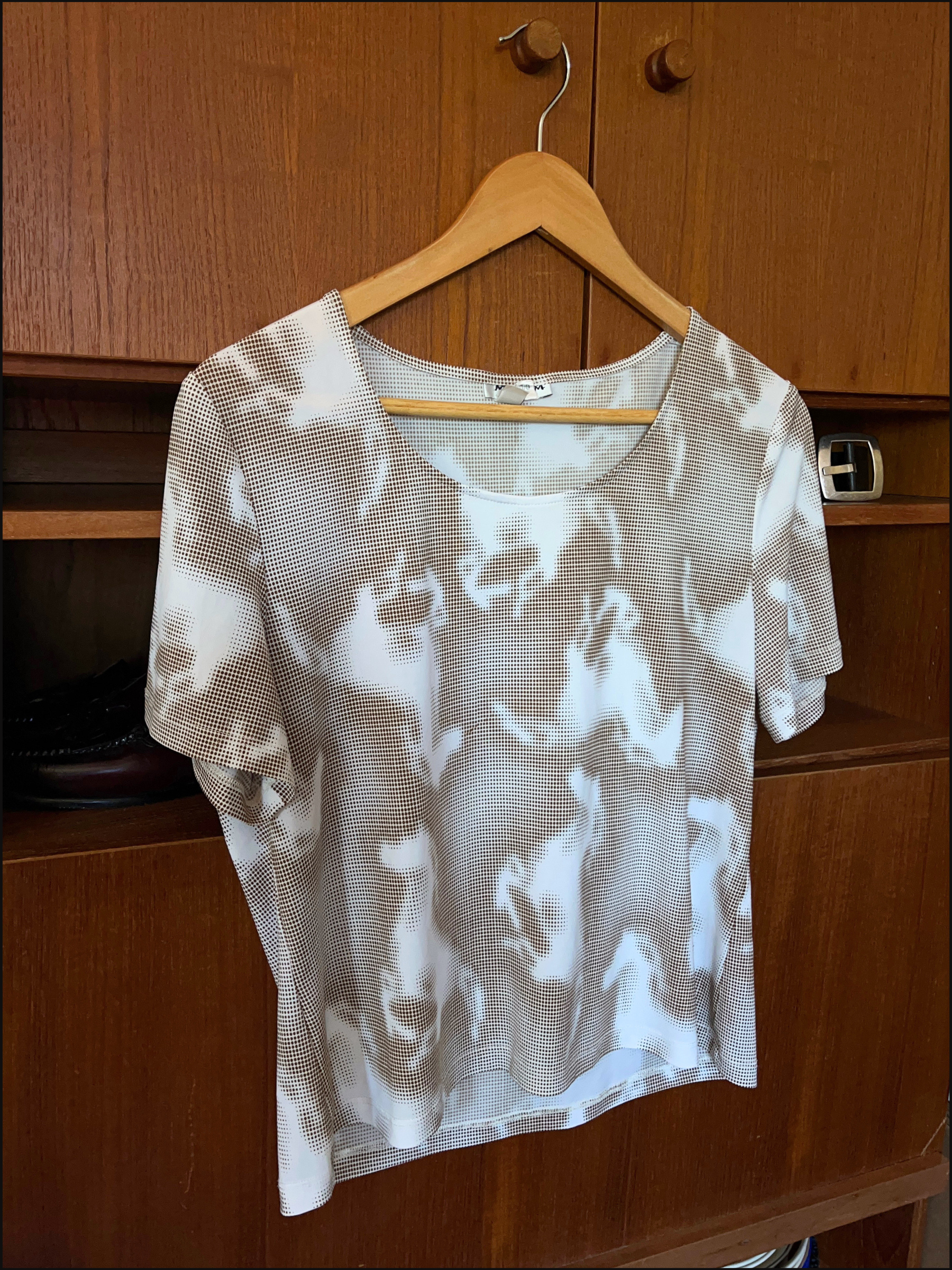 horse tee cover.png