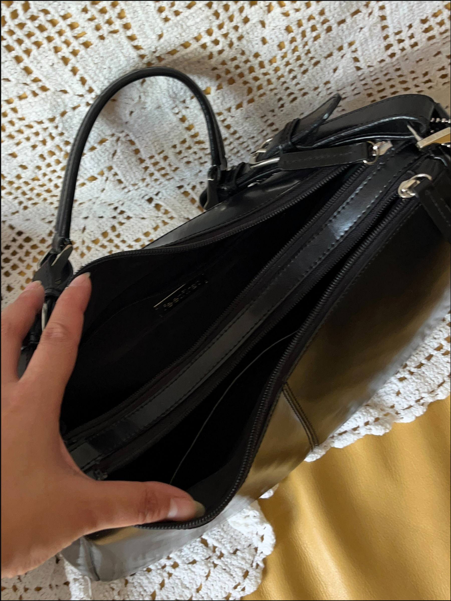 leather buckle bag cover (7).png