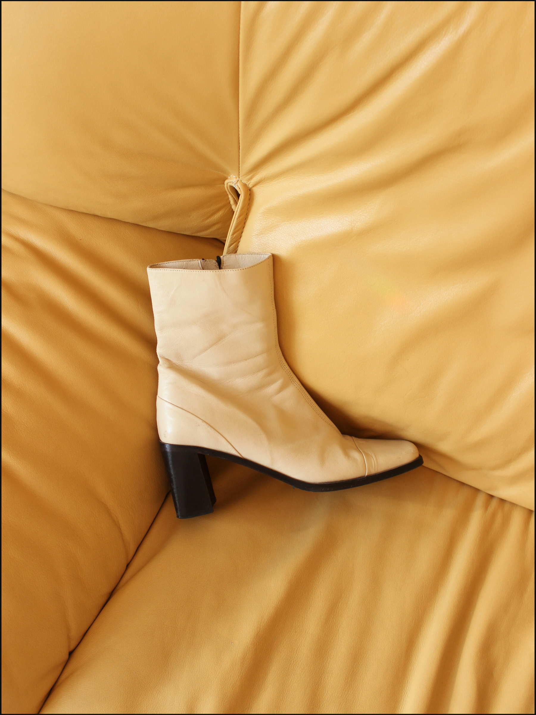 butter boots cover (2).png