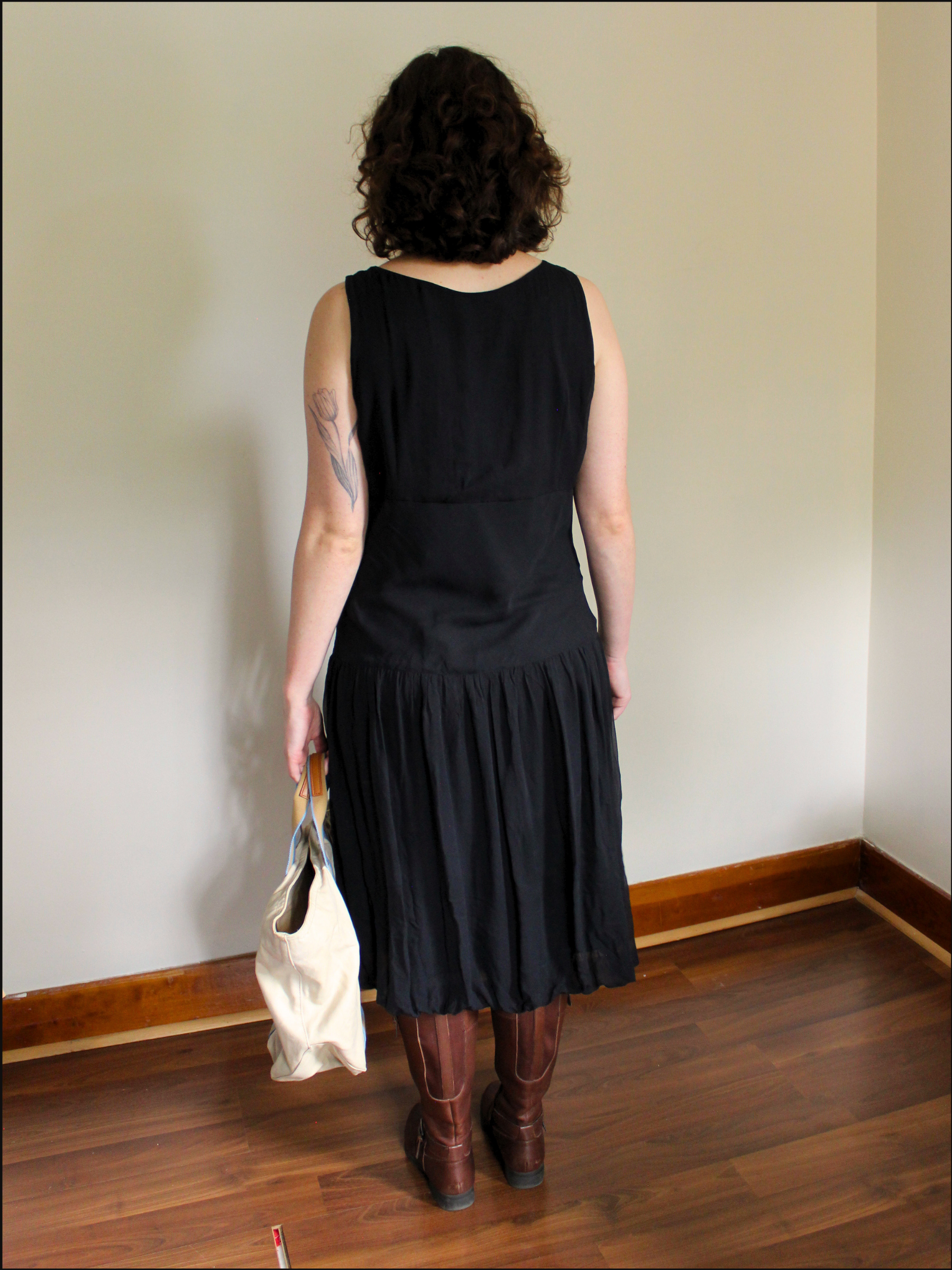 silk bubble dress cover (2).png