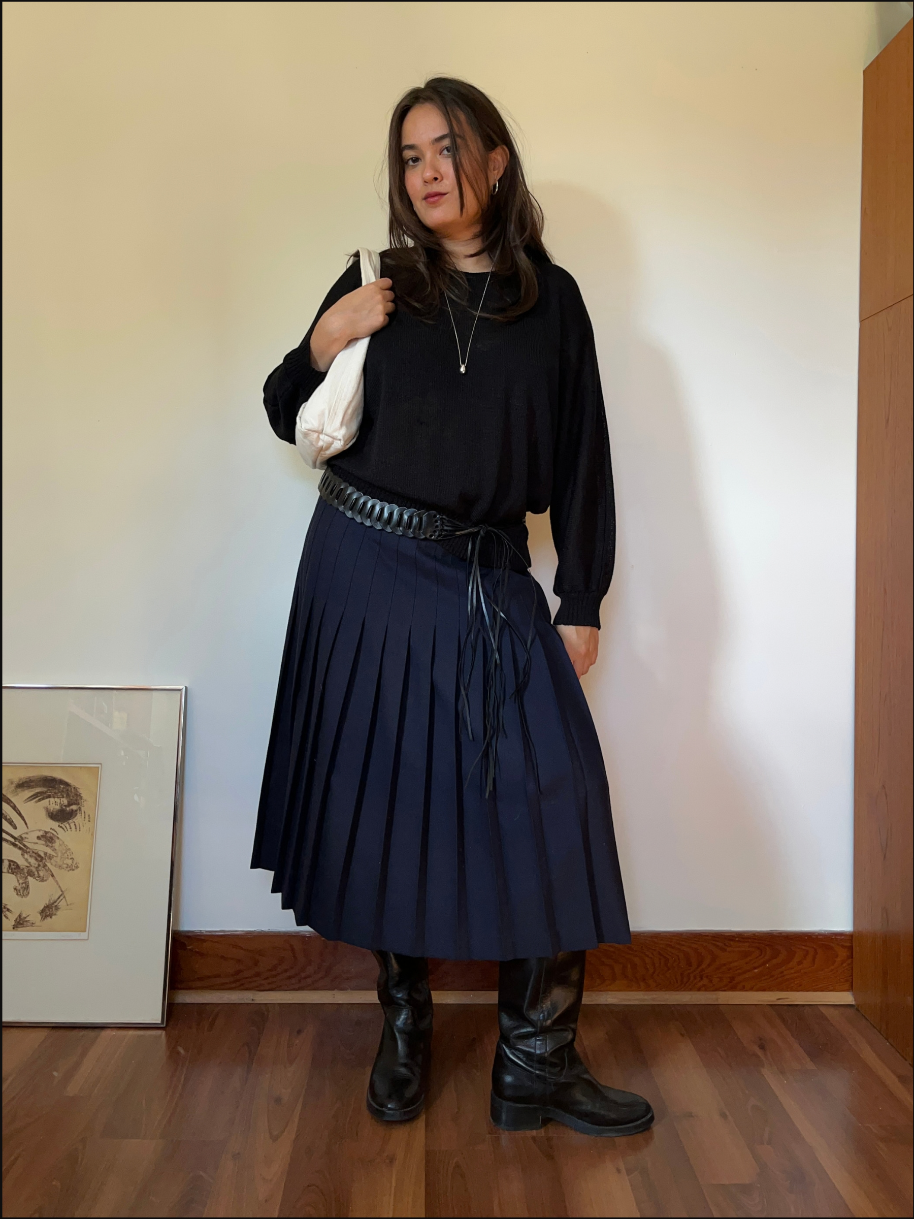 Italian Slouchy Knit — M/L