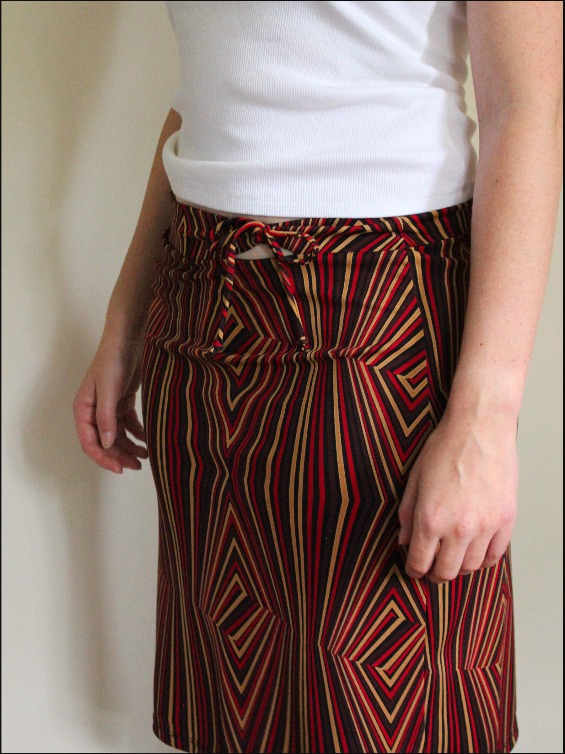 geo skirt cover (5).png
