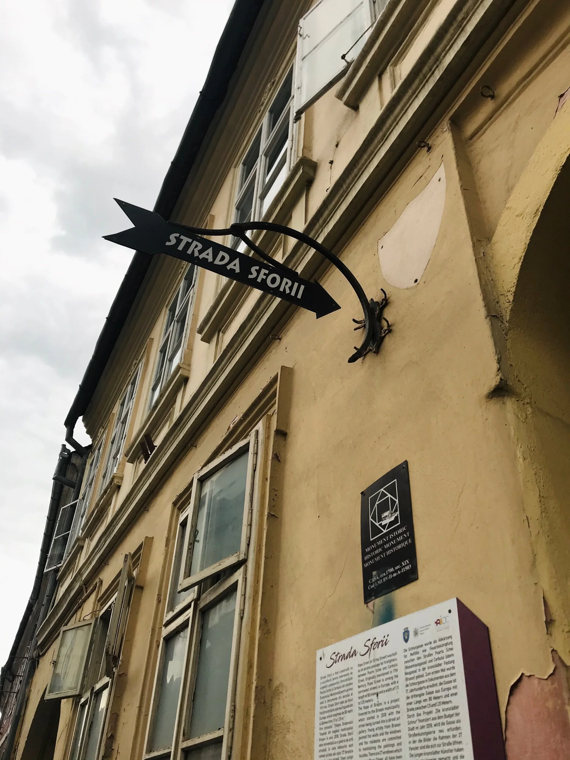 Strada Sforii is Rope Street