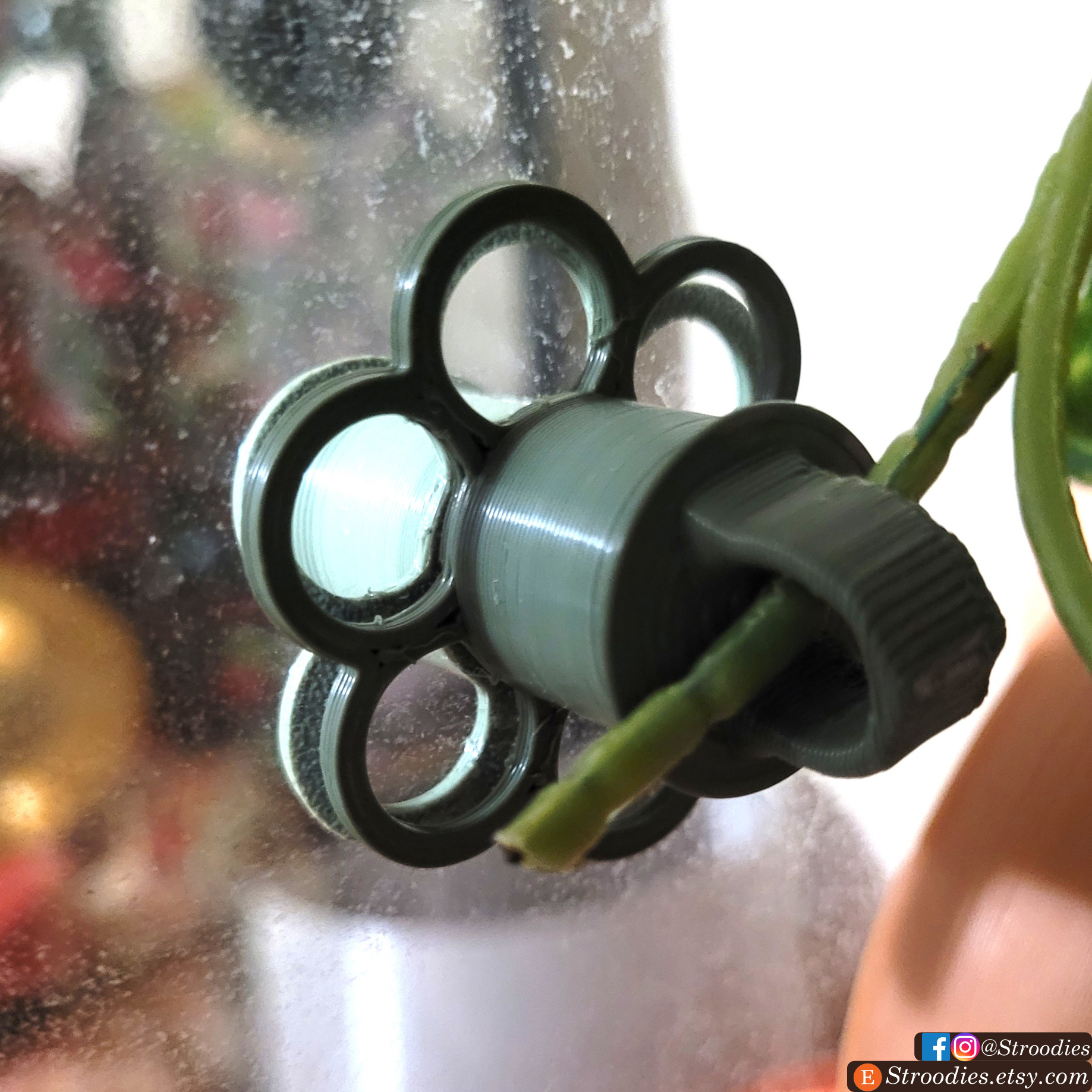 Stroodies HEAVY-DUTY Magnetic Plant Holder