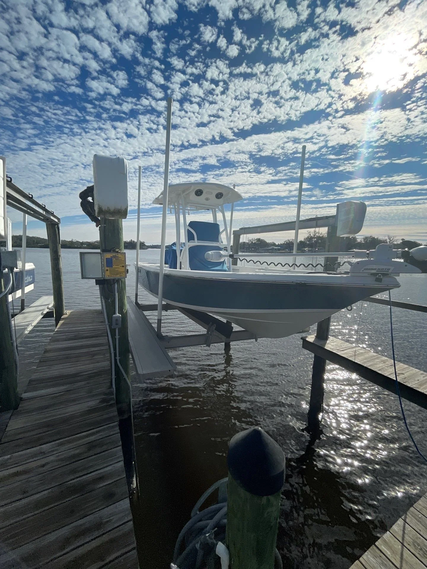 Welcome to Tampa Bay Area Boat Lift Service &amp; Repairs: Your Trusted Experts in Boat Lift Repair and Maintenance