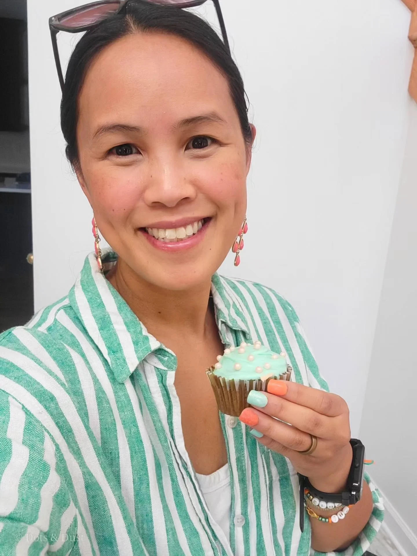 Leave it to Miss Taylor Alison Swift to get me loving IG again 😁

Did I spend the day yesterday making friendship bracelets and chai spiced cupcakes to celebrate an album release? 

✨️Yup.

Did I stay up until 1:00 am to listen to TLOAS all the way 