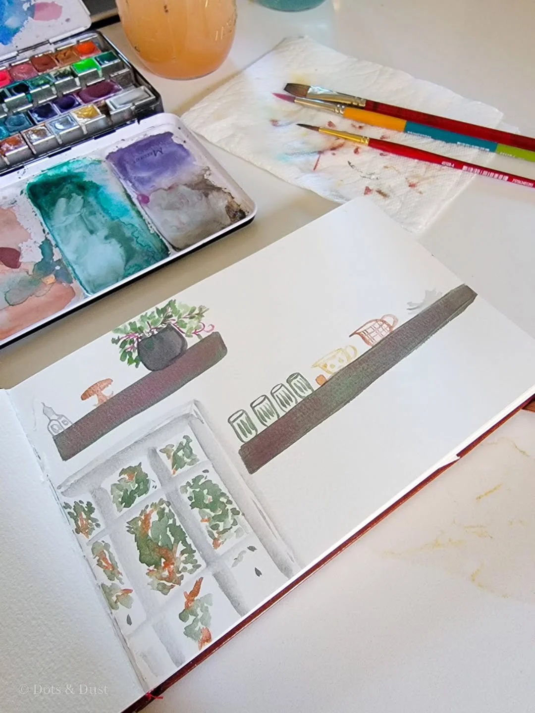 Back to my beloved watercolors 🎨

Sometimes, just painting what I see from my little stool in the kitchen is a great exercise to get out of my head.

Lately, my sketchbook has turned into a &quot;curiosity playground,&quot; and I love it.

If you wa