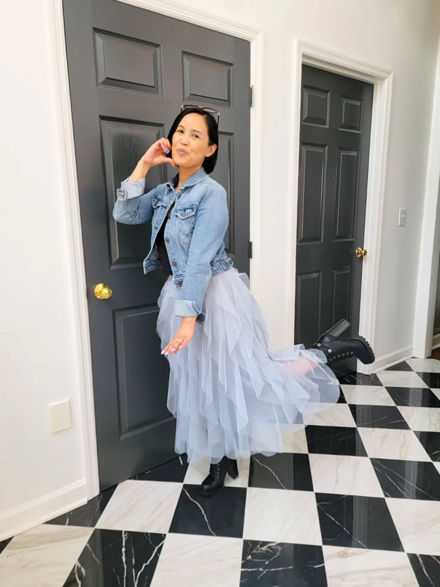 Easter Weekend was one for the books! 😍

Saturday, the kids and I proudly showed our love for K-Pop and went to a Stray Kids Anniversary Cup Sleeve Event at @leaflyboba in Huntsville. I was so excited to get to meet other K-Pop fans and wear a prett