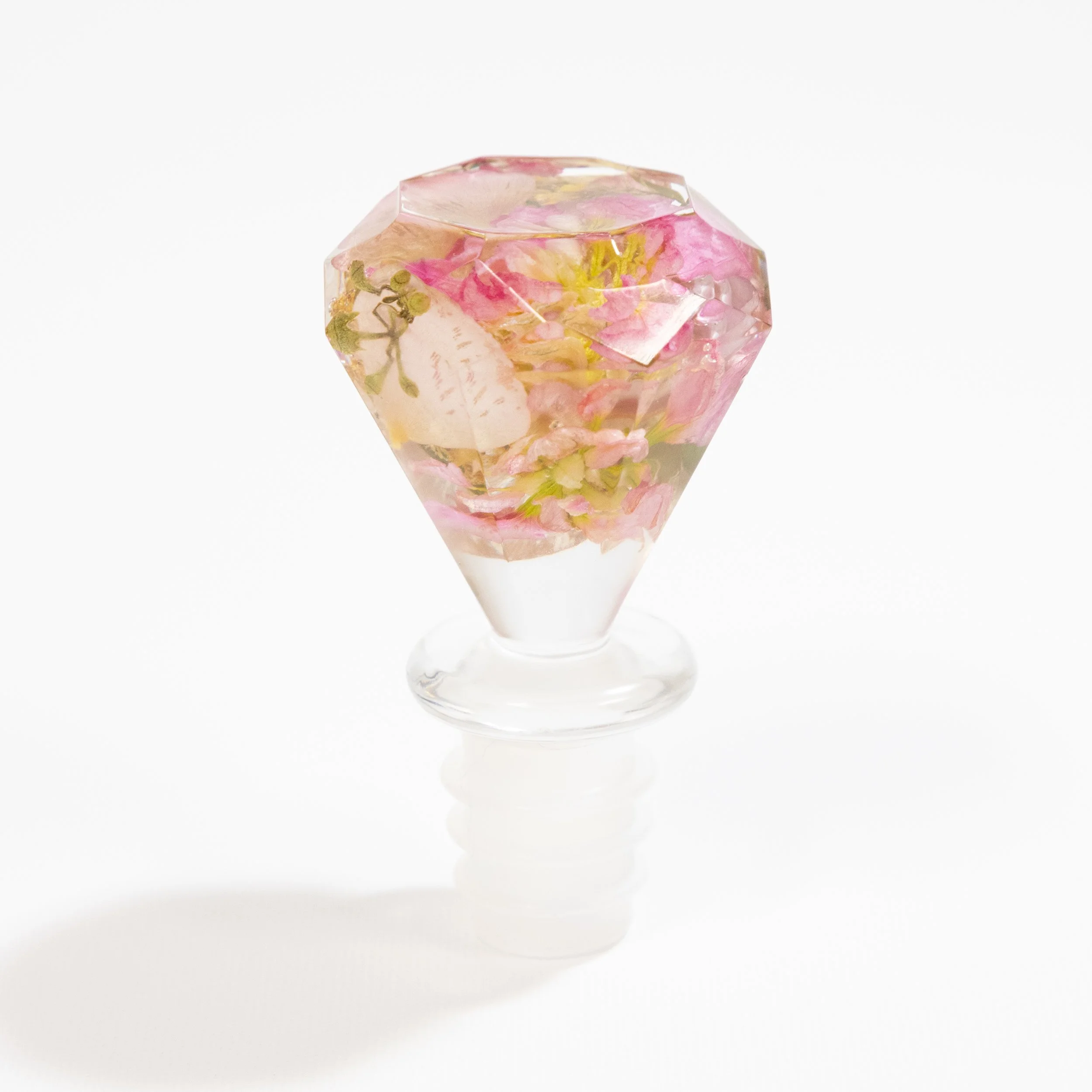 Honeybee_For_Keeps_Wedding_Bouquet_Floral_Resin_Artwork_Wine_Bottle_Stopper_Faceted-7248.jpg