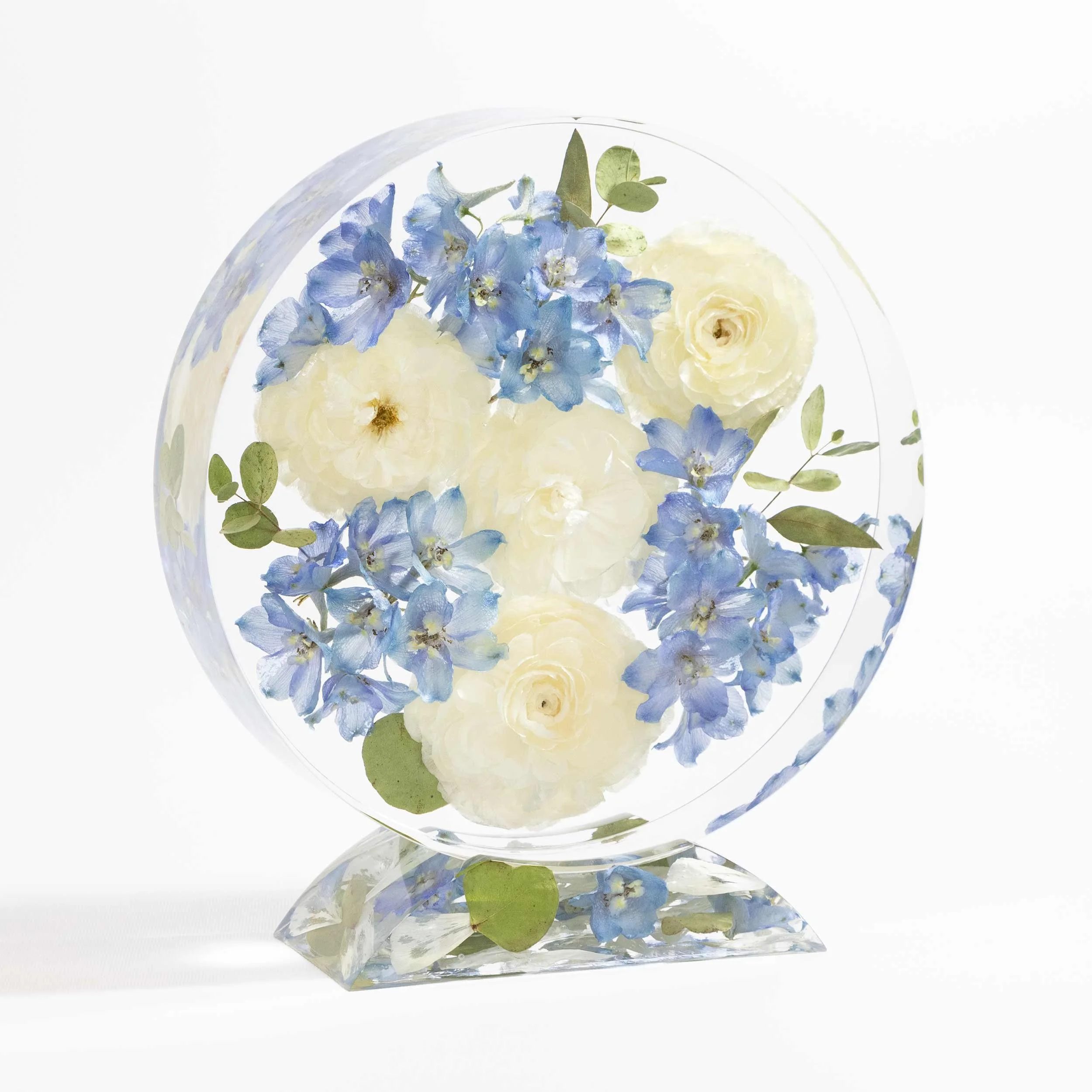 Honeybee For Keeps Wedding Bouquet Floral Resin Artwork Circle with Removeable Base