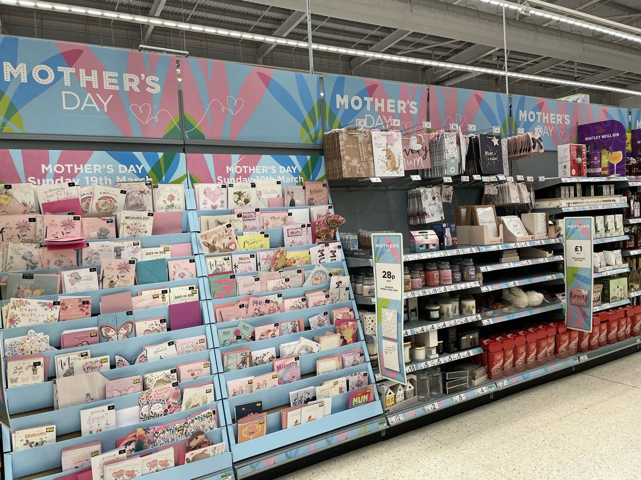 RETAIL EYE - TRENDS IN RETAIL AND POS