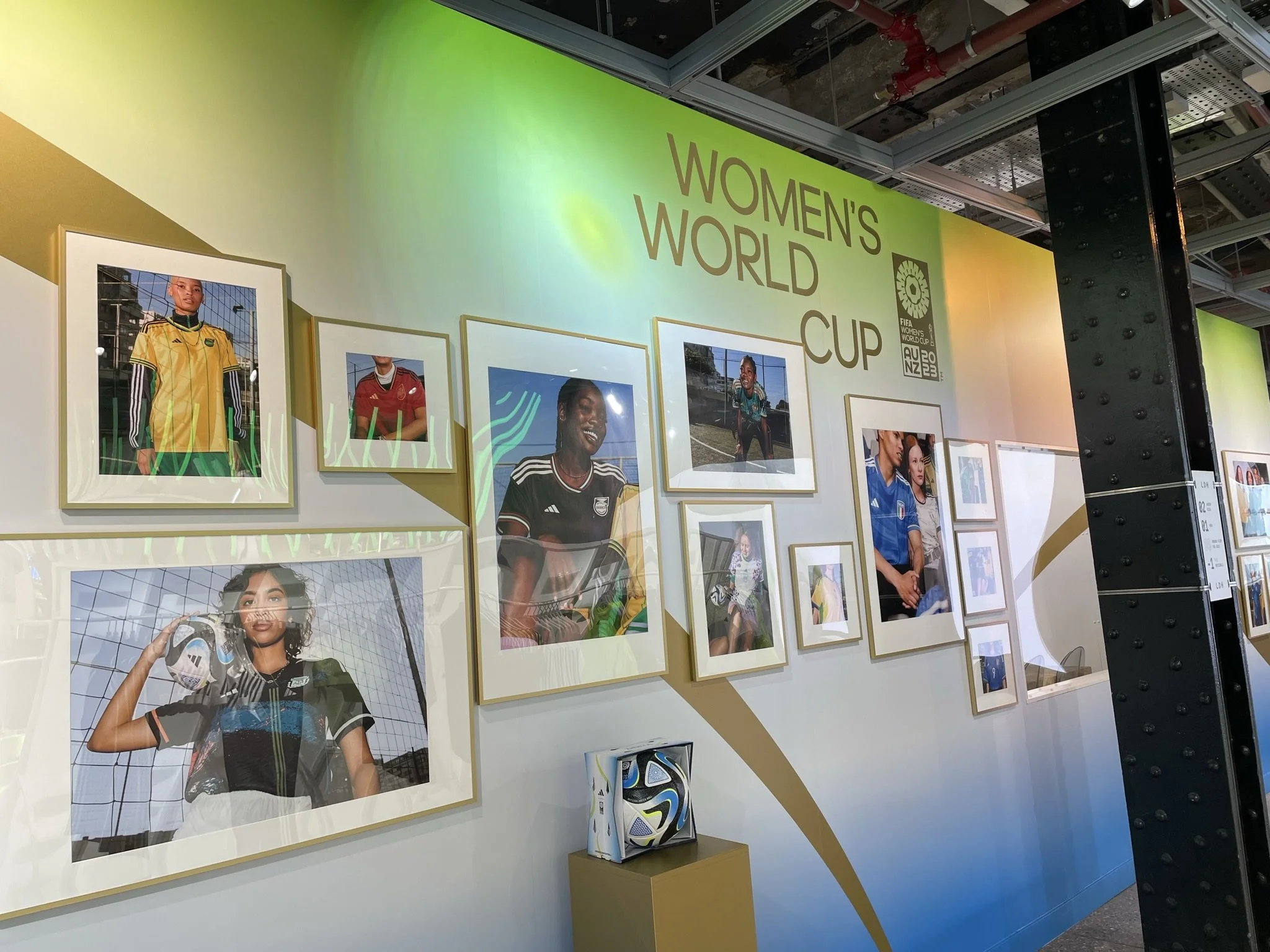 RETAIL EYE - TRENDS IN RETAIL AND POS