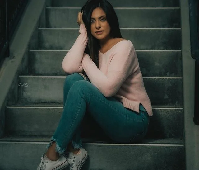 The Stairwell 
Model: @lindseyr209 &bull;
&bull;
&bull;
#portraitphotography #godoxv860ii #magmodcommunity #magmodsoftbox #petermckinnon #petermckinnonpresets #sonya7iii #sonygm85f14 #modelphotography#magmod