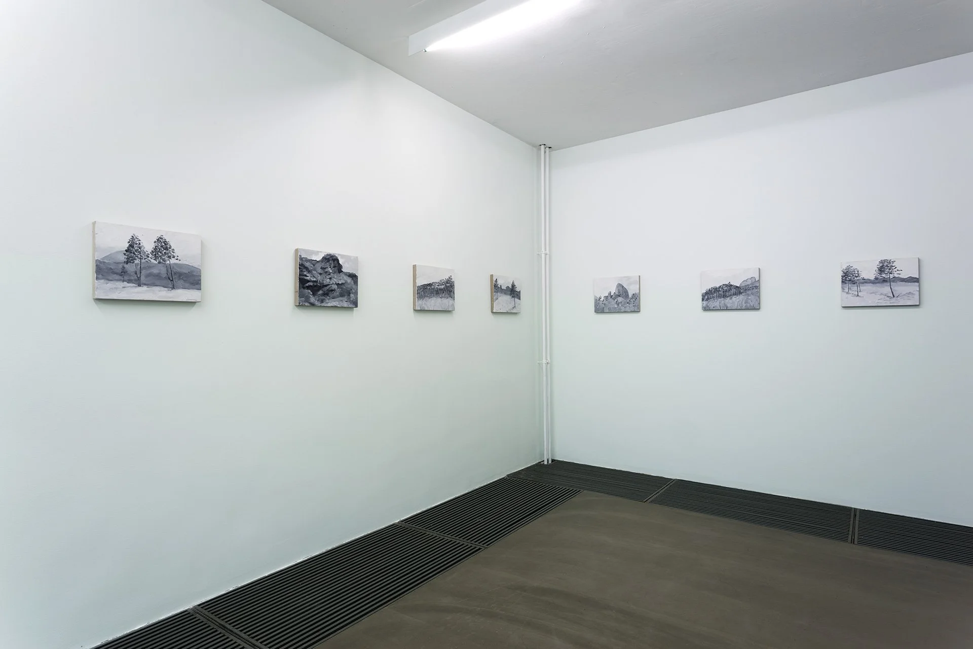 2013-the-collectress-2013-beijing-installation-view-03-02-web.jpg