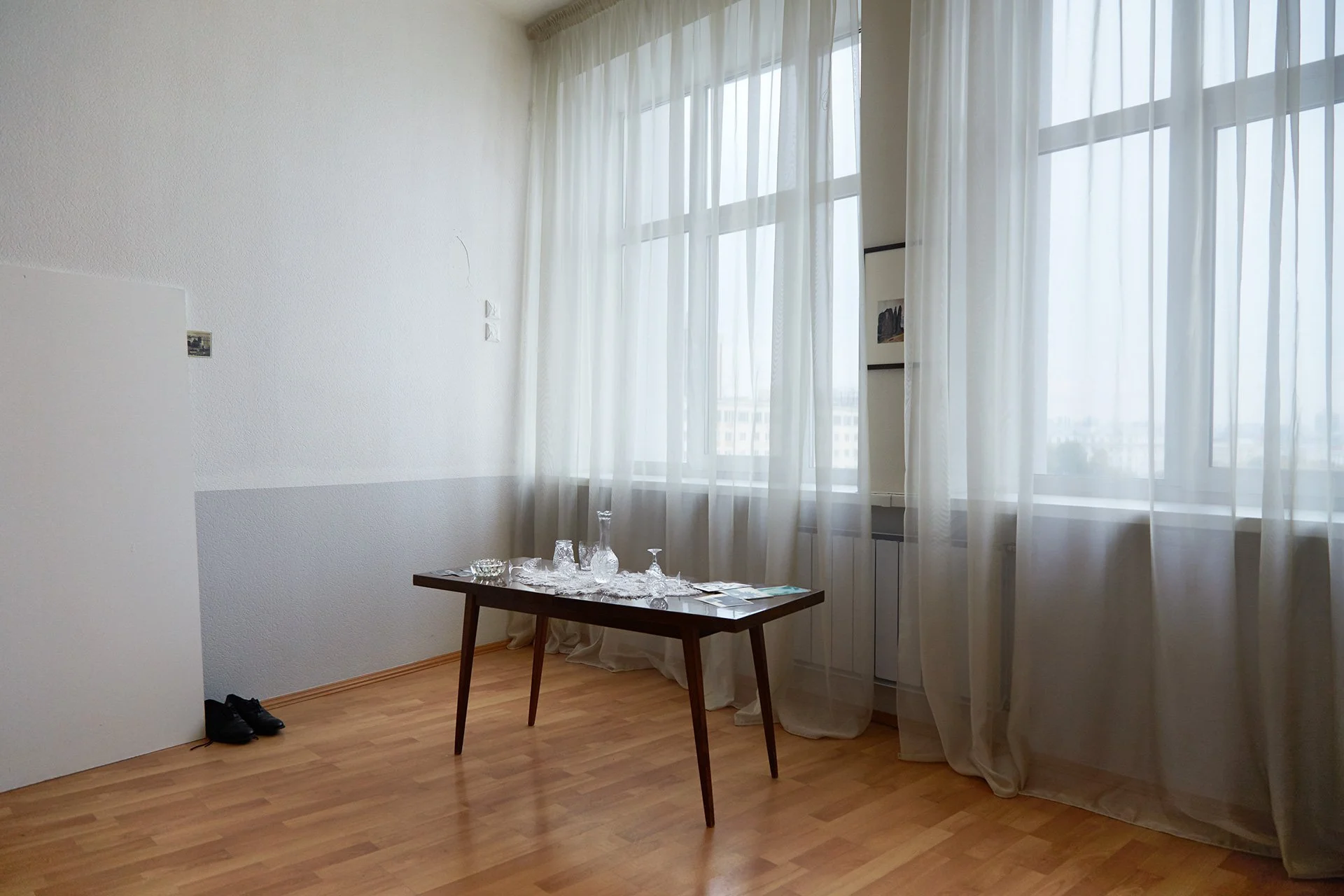 2015-caucasus-bureau-2015-yekaterinburg-installation-view-01-web.jpg