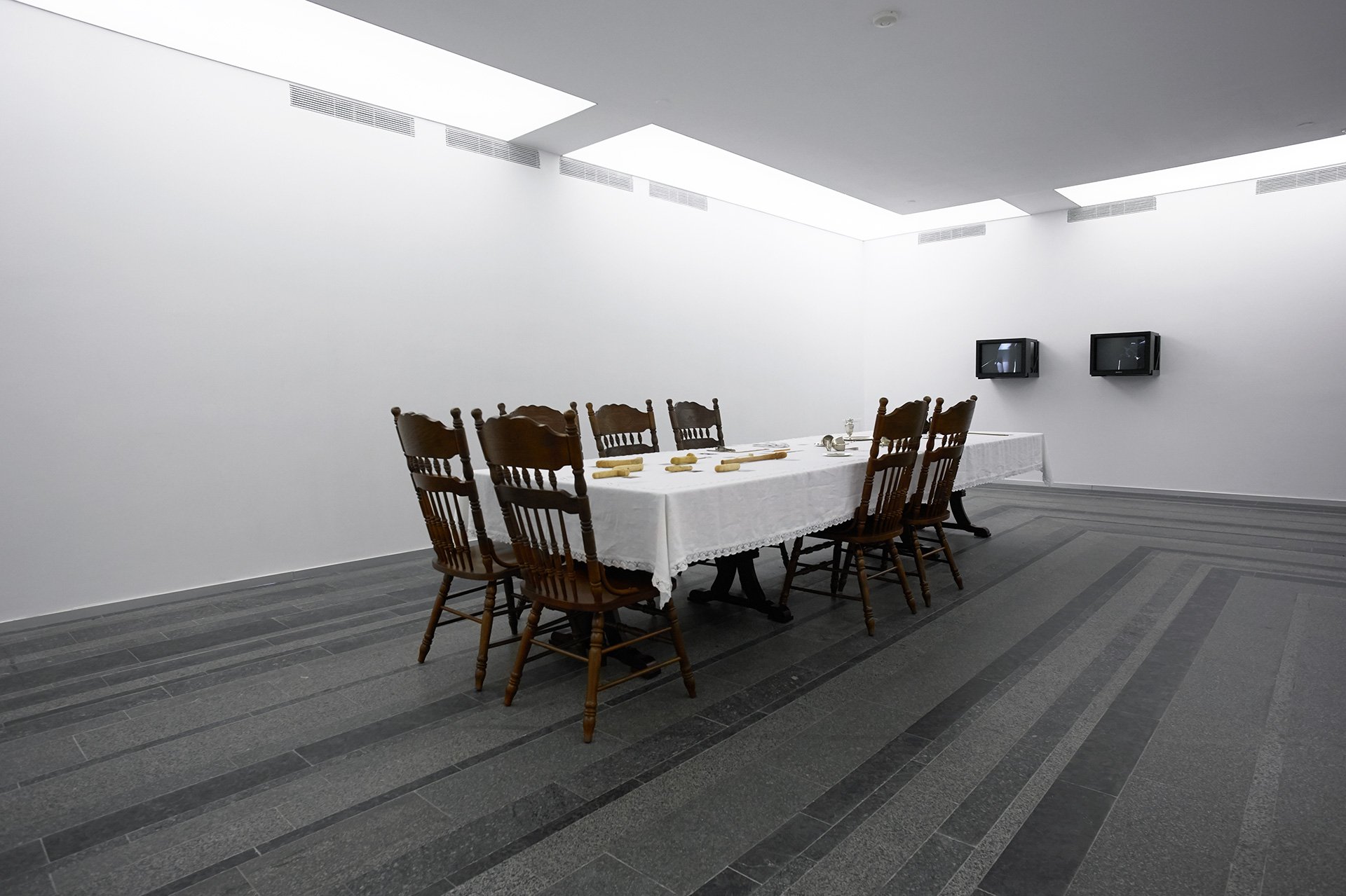2013-the-sex-comedy-2013-kiev-installation-view-01-03-web.jpg