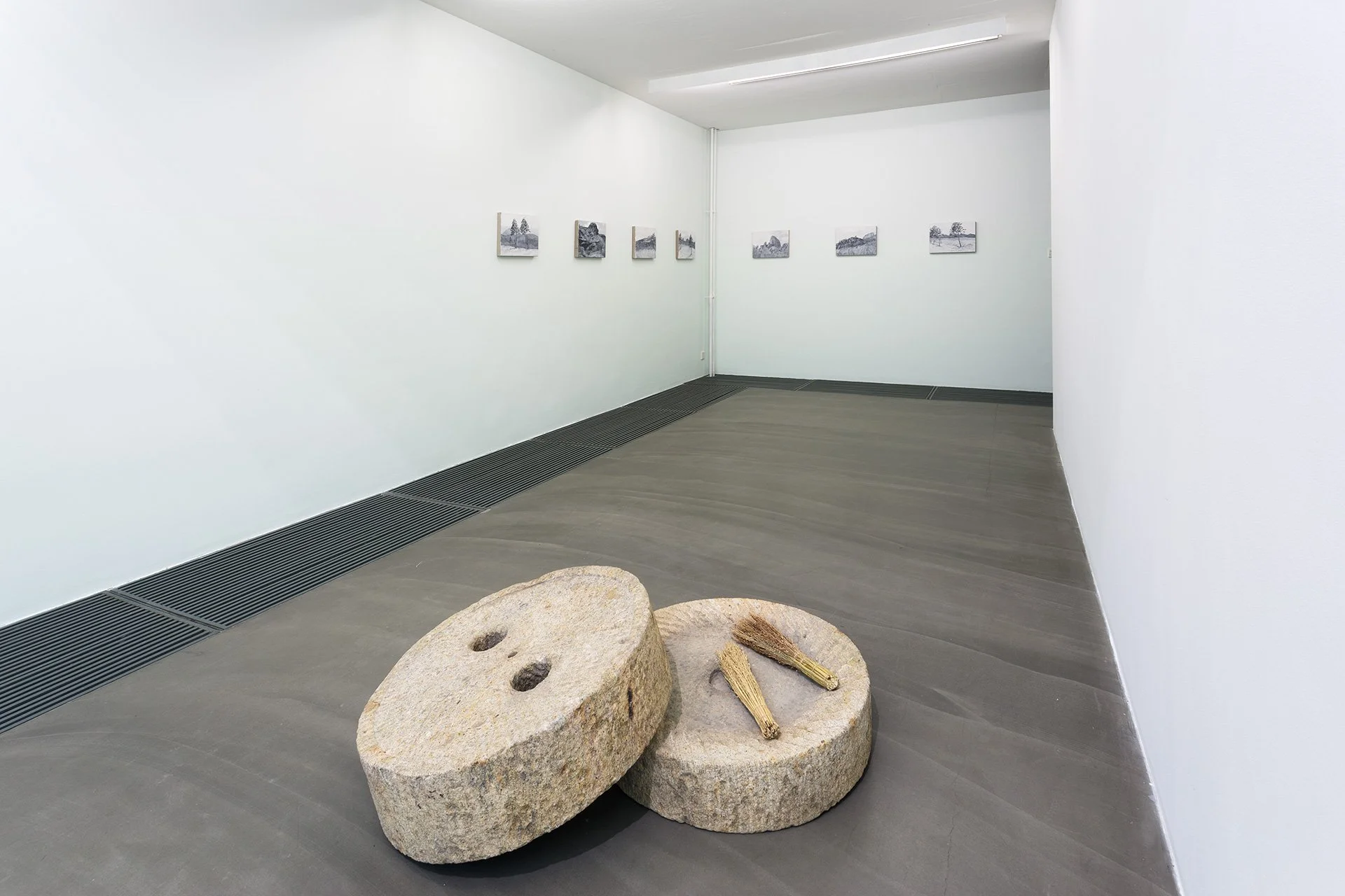 2013-the-collectress-2013-beijing-installation-view-03-03-web.jpg