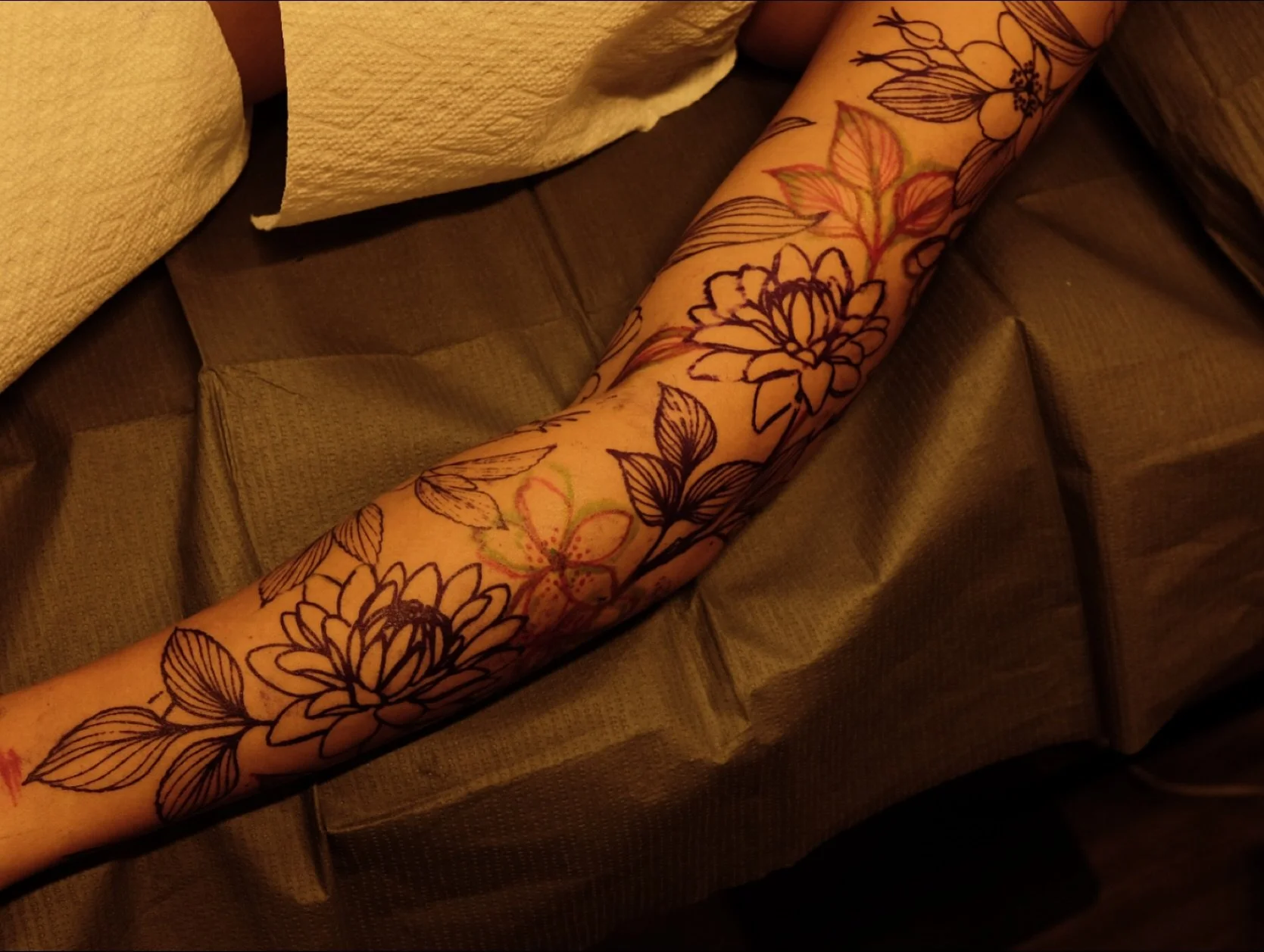 Love combining drawn on and stencilled elements. This is a sneak peak of a project I had the pleasure of working on with Abby. Can&rsquo;t wait to finish it and share!