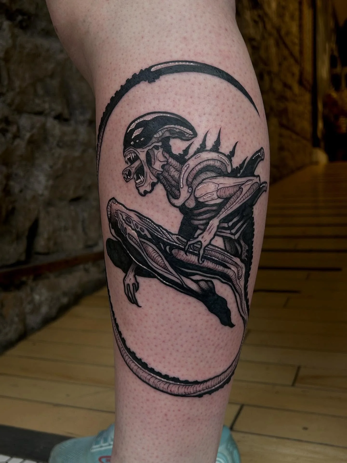 Xenomorph from today !!! Thank you so much Lily 🖤 made at @springfevertattoo