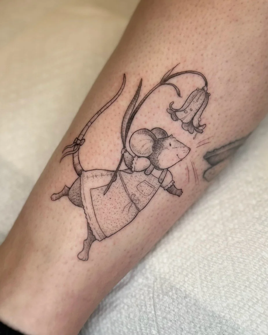 A couple highlights from this last week! Cute tattoos, reconnecting with old clients, sweet, scruffy Mable and ringing in the holiday season with friends. Anyone else making paper chains and handmade decorations like it&rsquo;s their day job? Bring o