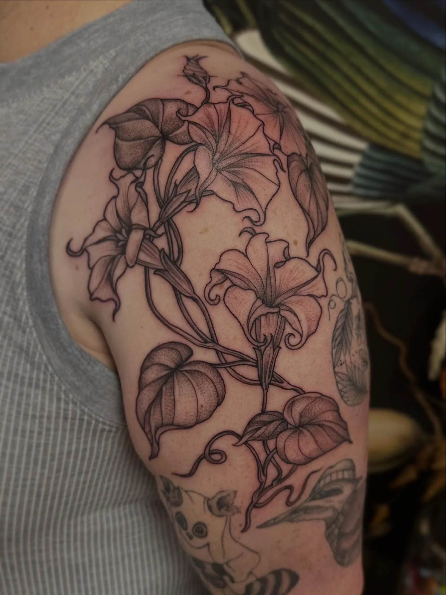 My last tattoo of 2025, Moon flowers to frame the shoulder. Thank you so much to everyone who has and continues to support me and my tattooing. I&rsquo;m looking forward to what 2026 has in store!