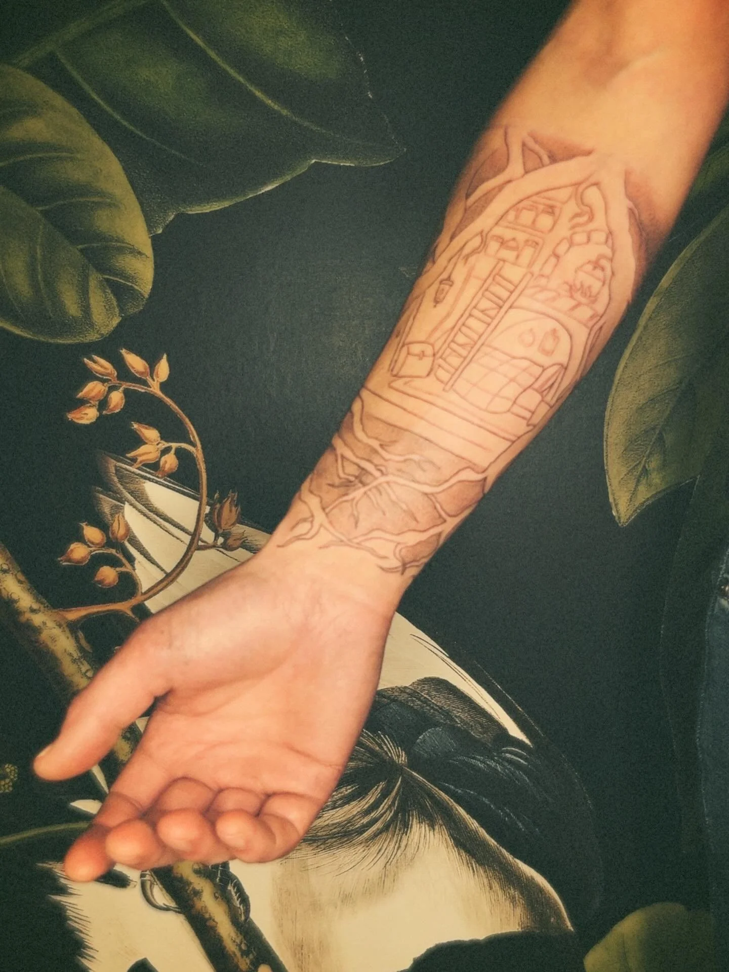 Bless if this camera app would take a clear photo.. but we&rsquo;re out here doing our best. I&rsquo;ve been really looking forward to starting this sleeve for James! Just wait until we add the acoustic frogs singing and a telescope. See you soon!