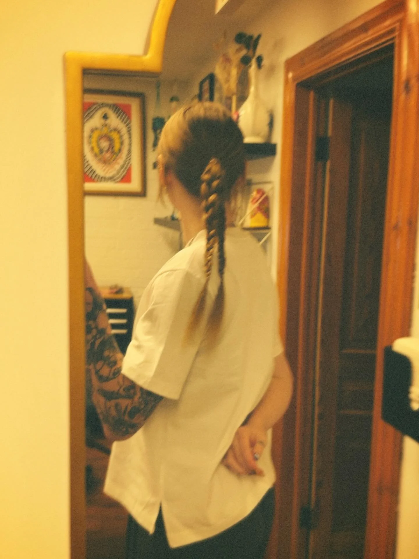 Today was a very good day at the shop. Erin and I were powered by sunshine and chicken nuggets. Thanks for spending the day with me! Looking forward to our next session 🤝