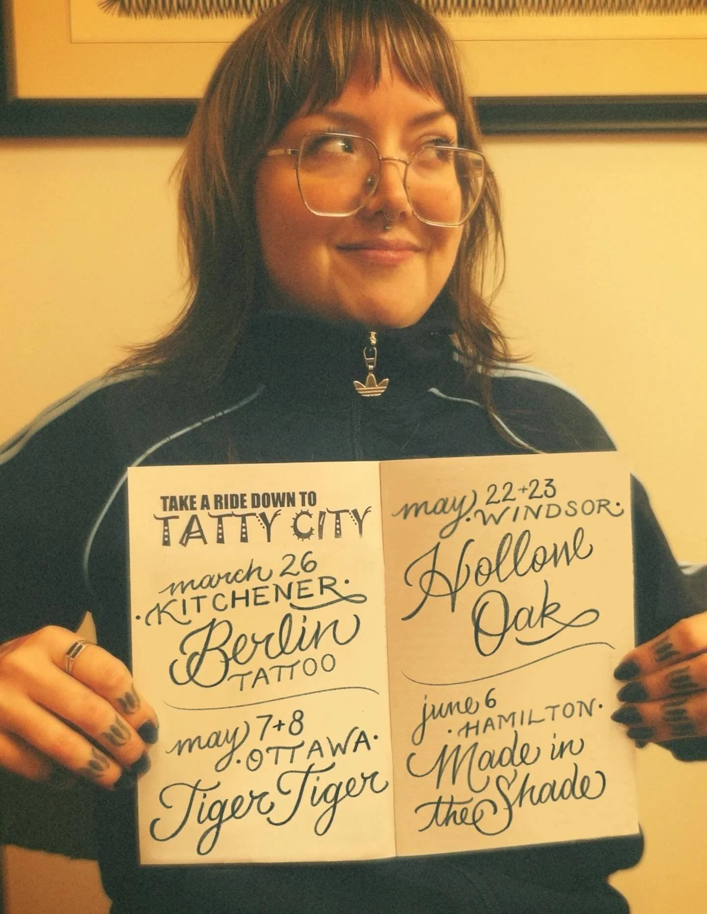 I&rsquo;m hitting the ol&rsquo; dusty trail 
Coming to a city near you 👀👀👀

MARCH 26, @berlintattookw 
MAY 7&amp;8, @tiger_tiger_tattoo_tattoo 
MAY 22&amp;23, @hollowoaktattoo 
JUNE 6, @madeintheshadetattoo 

Email me your tattoo idea and which da