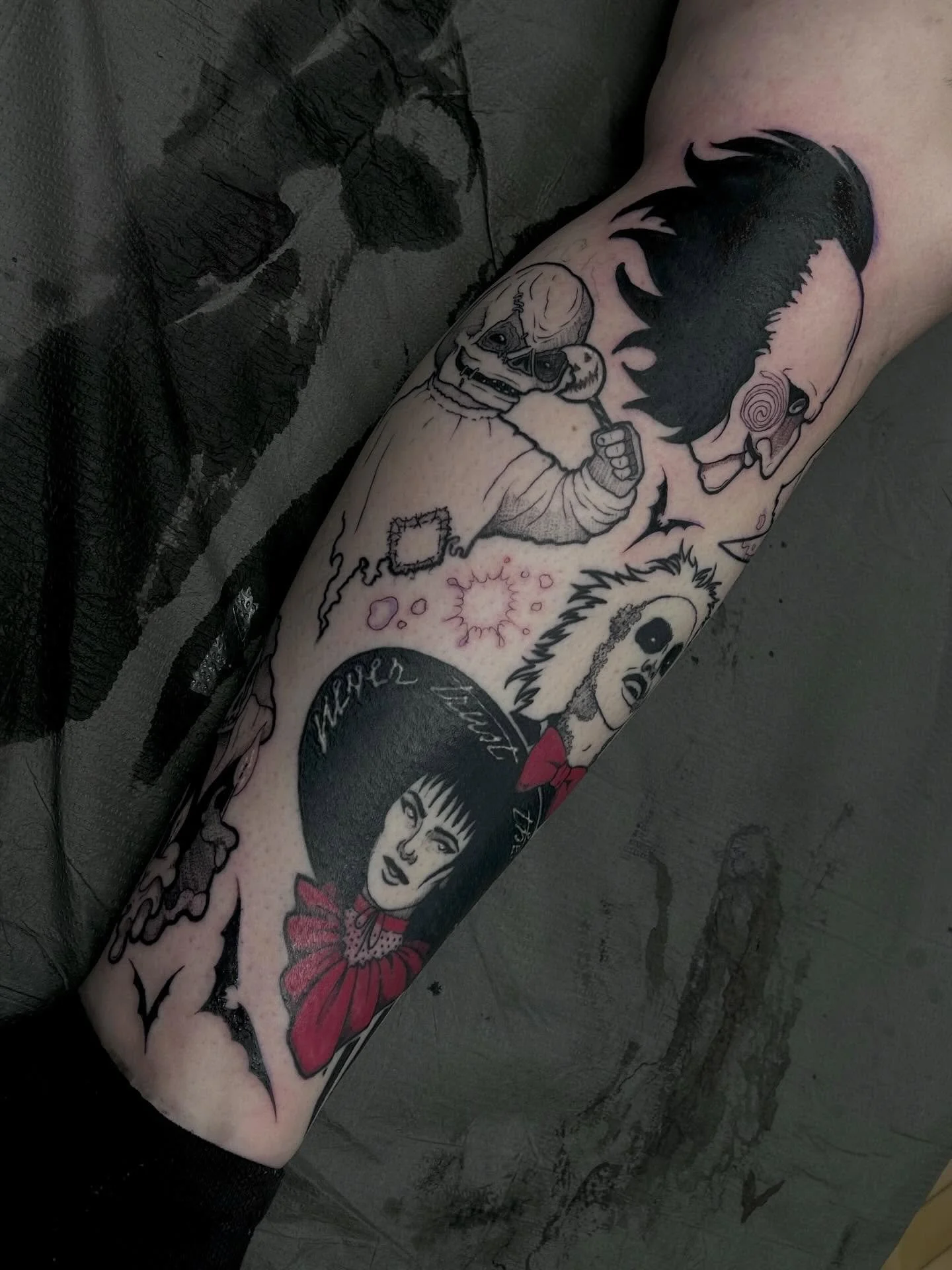 In-progress leg sleeve I&rsquo;ve been working on 🖤 some fresh, some healed, to be continued in the fall ✨ Made at @springfevertattoo