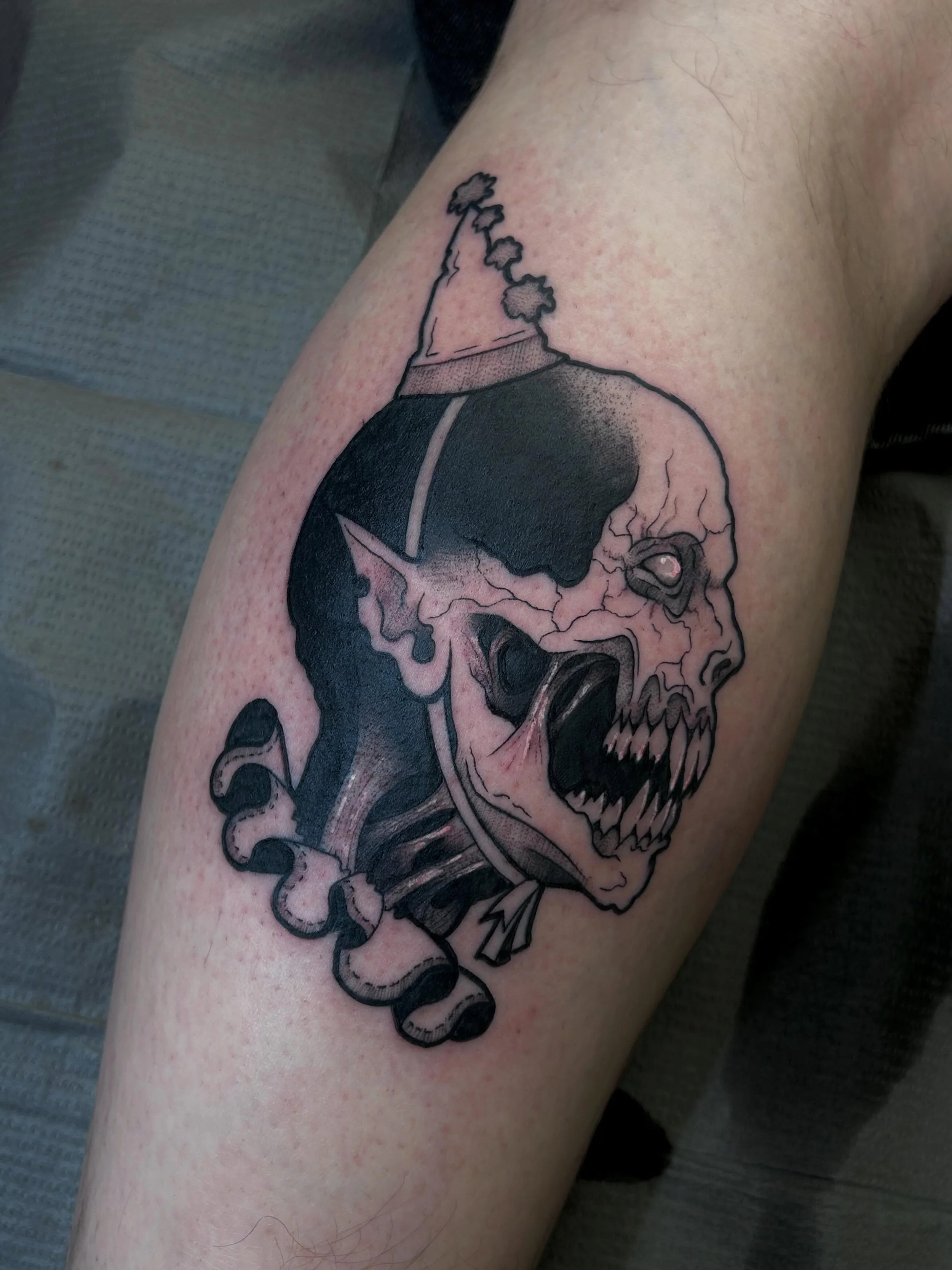 MY. LITTLE. GUY. !!!! Thanks for getting my little ghoul 🖤 made at @springfevertattoo