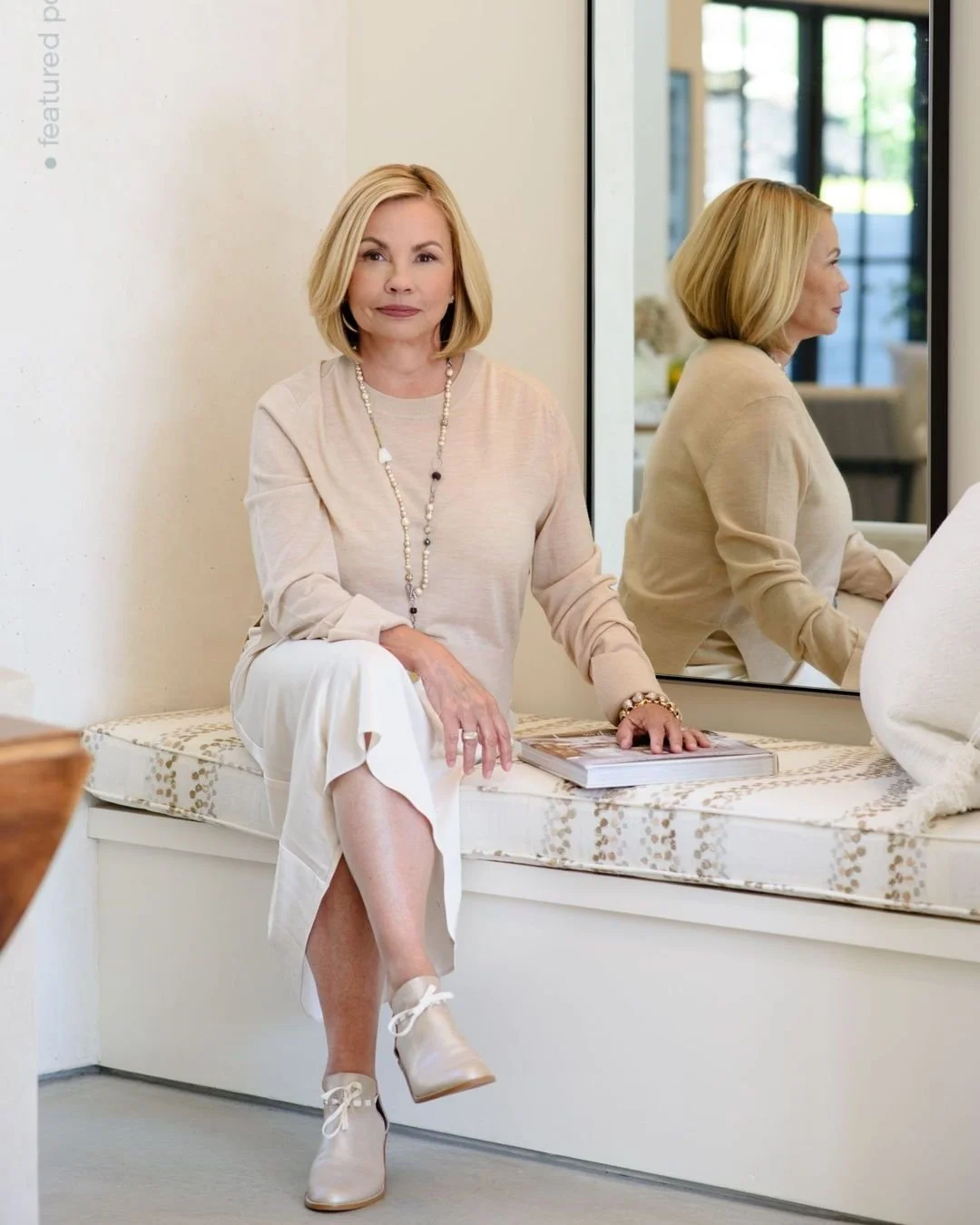 A portrait is not just a 📸 photo, it's a reflection of who 👉 you are. 

Let me help you create images🤩 that tell your story. 

@cindyjmphillips ethical real estate expert : her composed, calm, and thoughtful nature shines through in every shot.

#