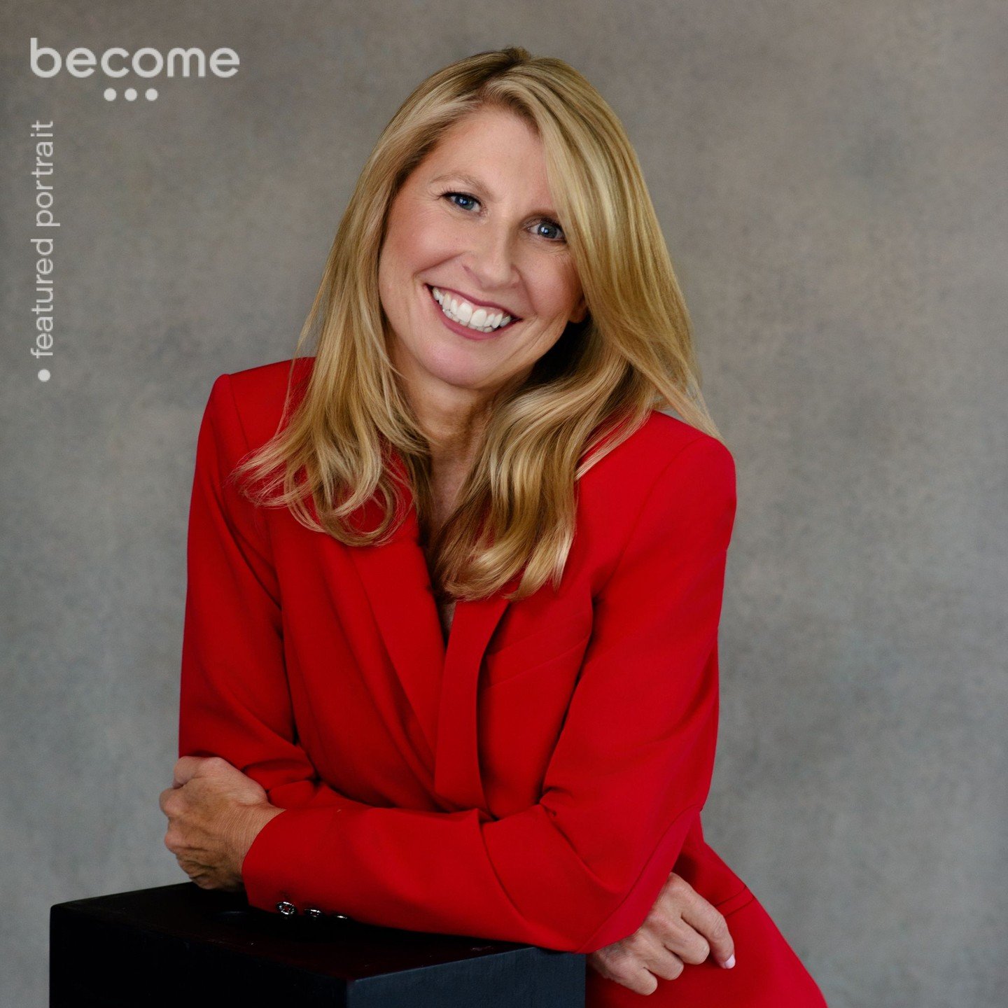 ✨ More than a headshot&mdash;it&rsquo;s your story.

When author and speaker @lauriesmith_inspired Laurie Smith came in for her brand session, she wanted a variety of images she could use across her work&mdash;headshots, lifestyle portraits, website 