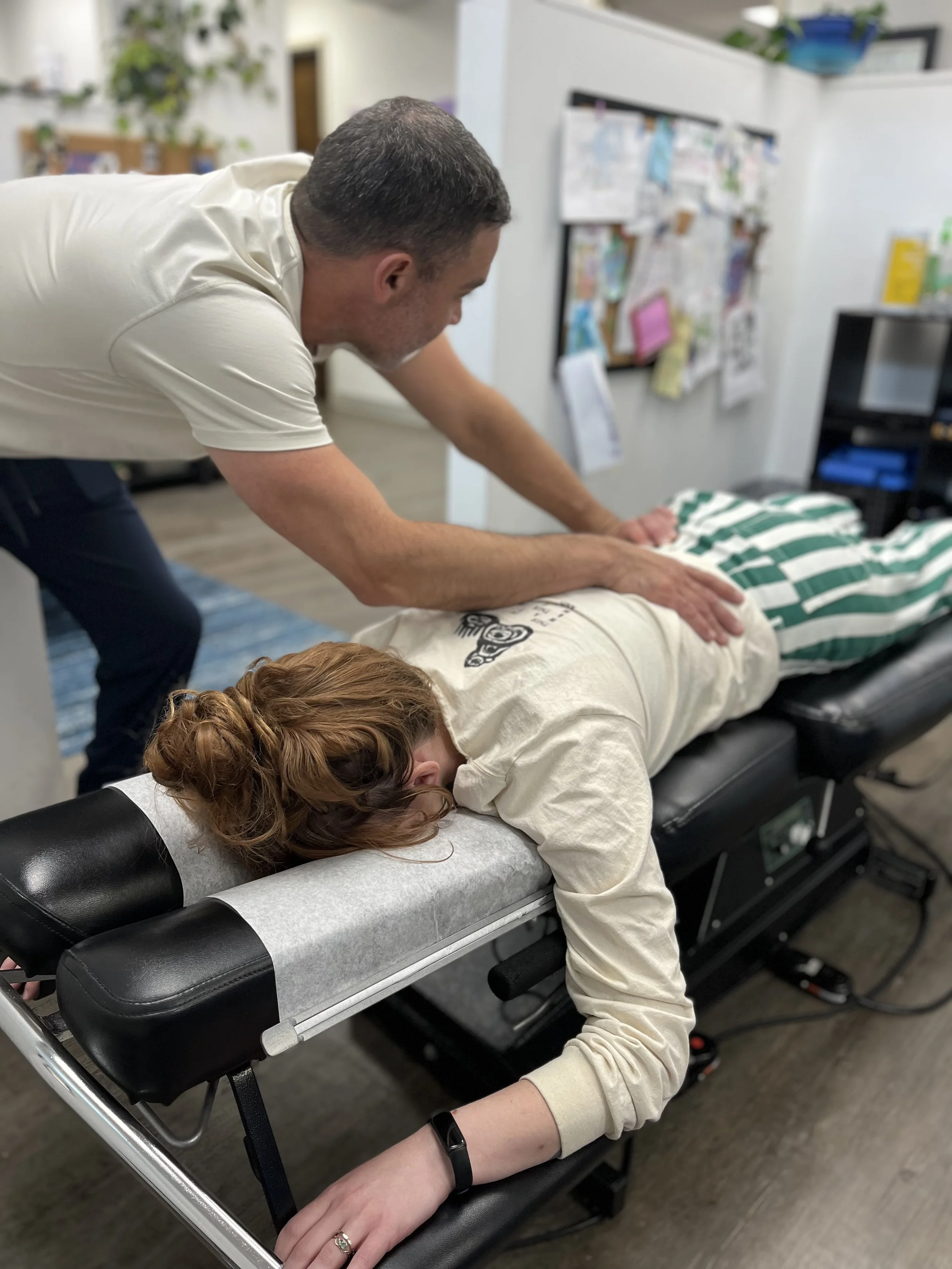 SI Joint Pain Treatment in Kansas City — Dr. Tyler at Form Chiropractic KC 