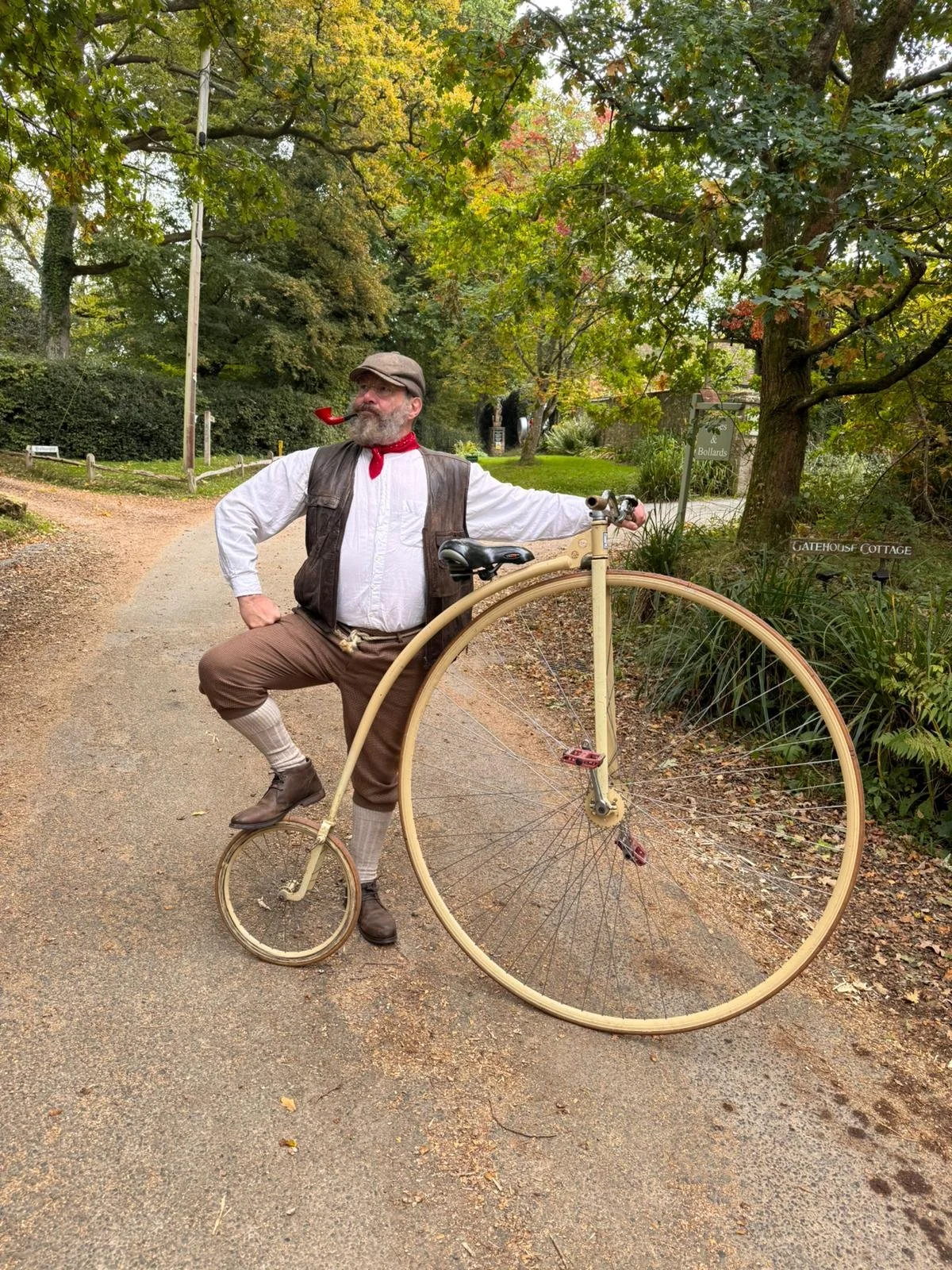 WhatsApp Image 2025-10-12 at 10.08.50.jpeg